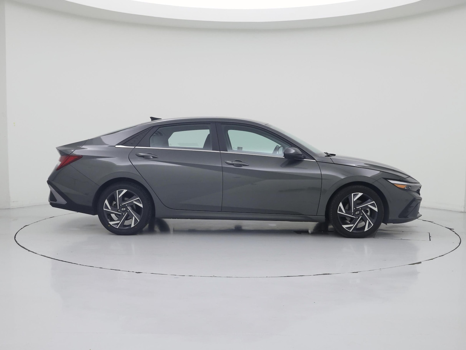 2024 Hyundai Elantra SEL - Photo 8