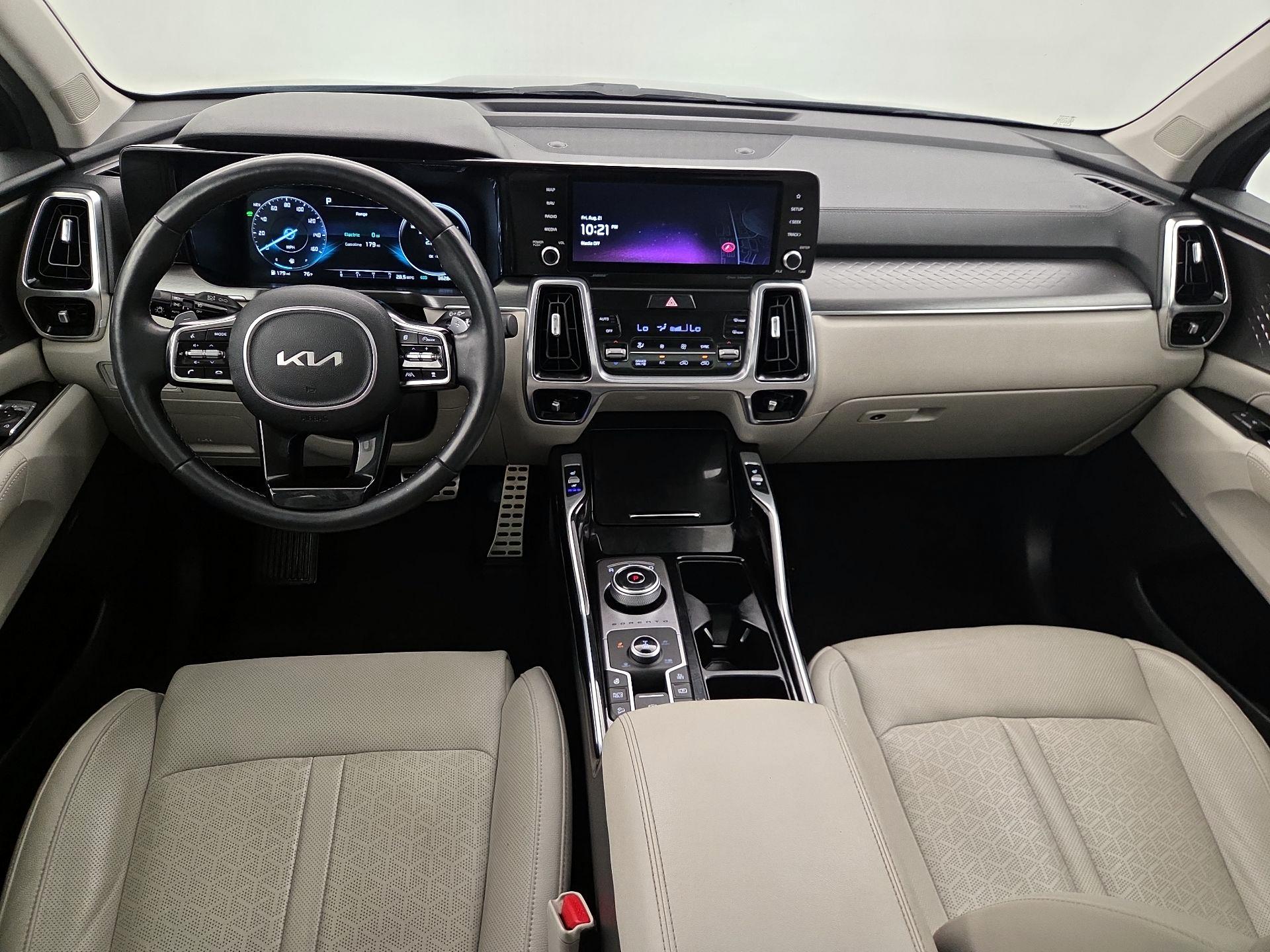 Thumbnail: 2023 Kia Sorento - 9