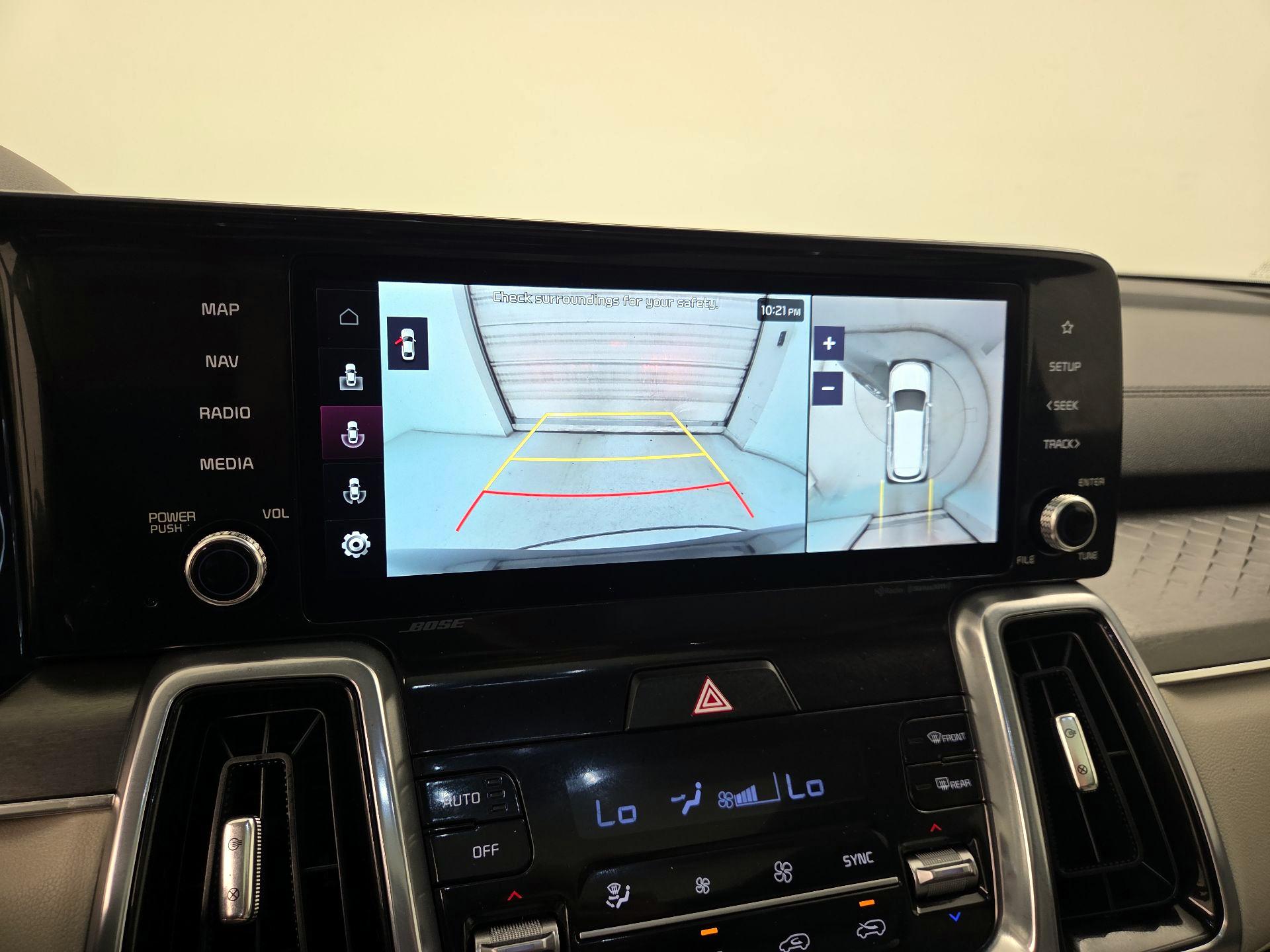 Thumbnail: 2023 Kia Sorento - 14