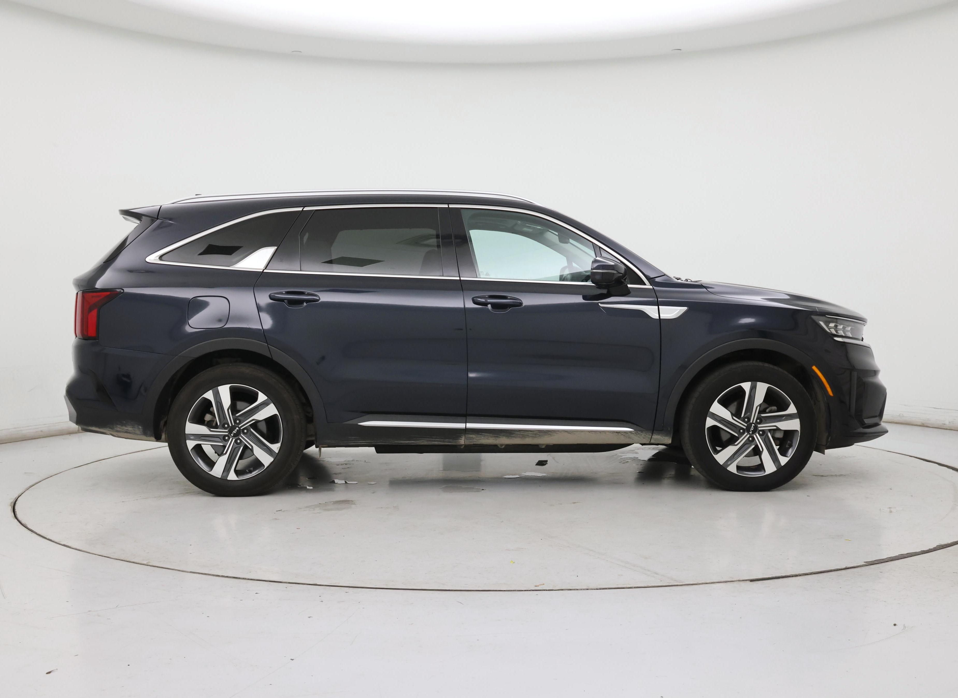 Thumbnail: 2023 Kia Sorento - 7