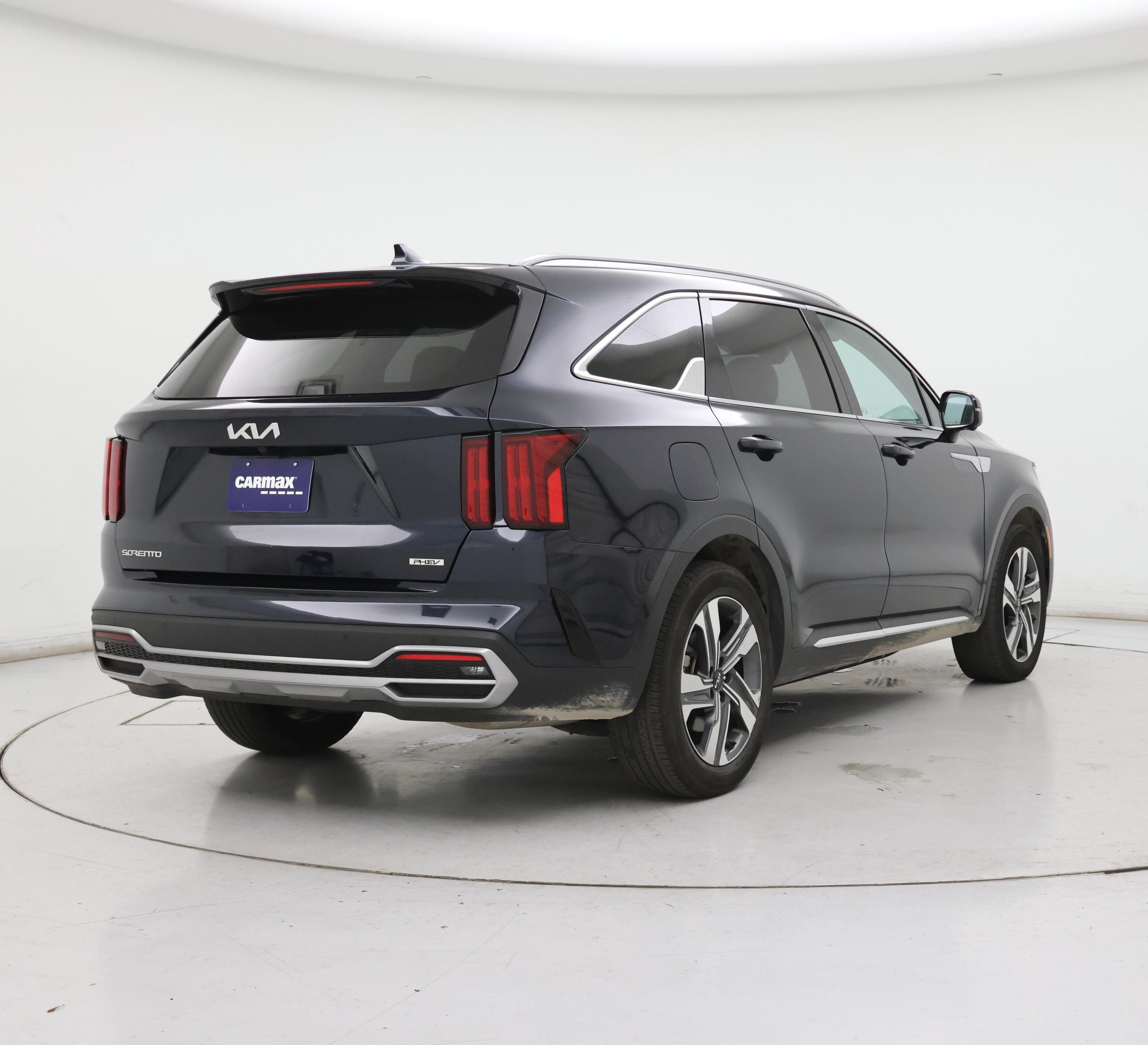 Thumbnail: 2023 Kia Sorento - 8