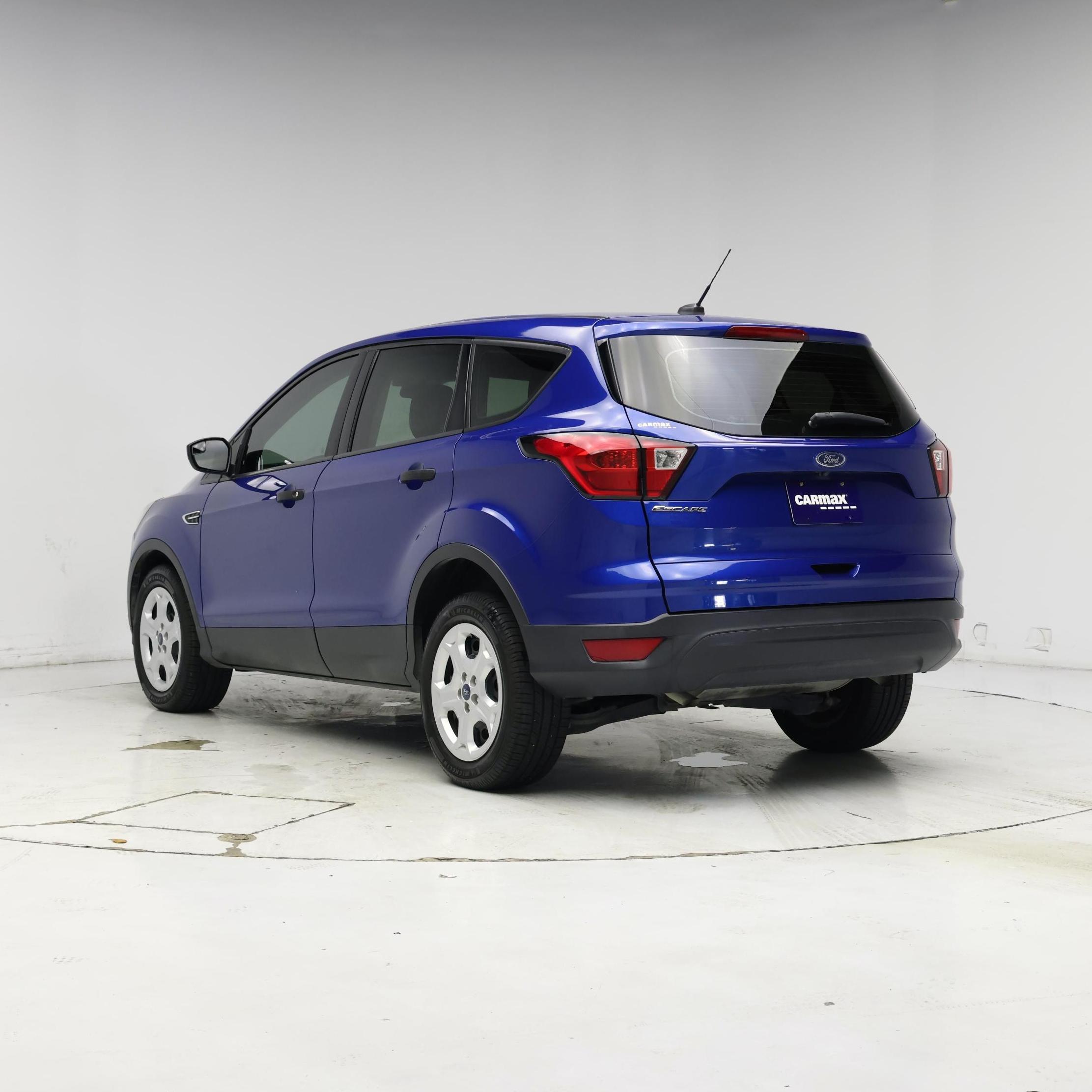 Thumbnail: 2019 Ford Escape - 2