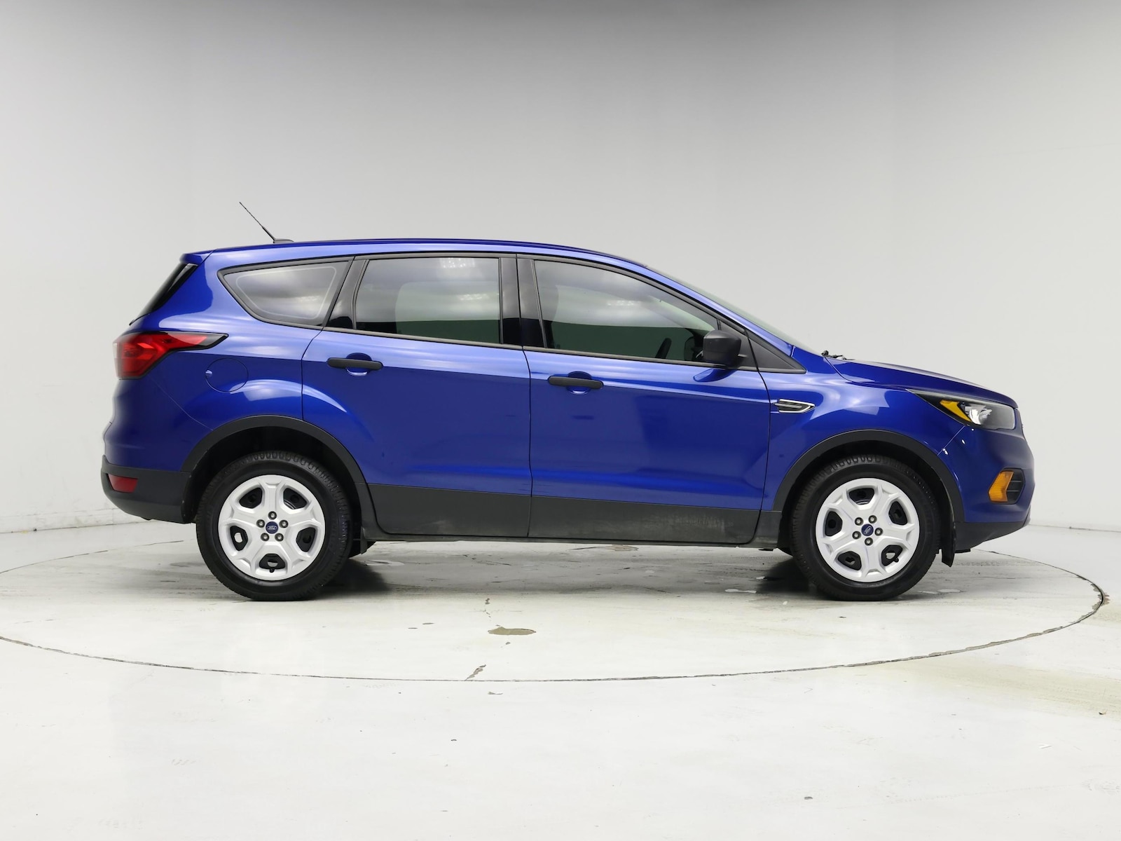 2019 Ford Escape S - Photo 8