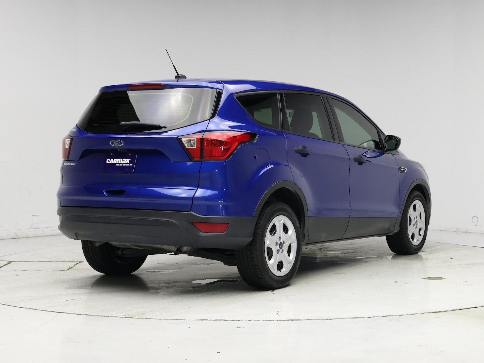 2019 Ford Escape S - Photo 9