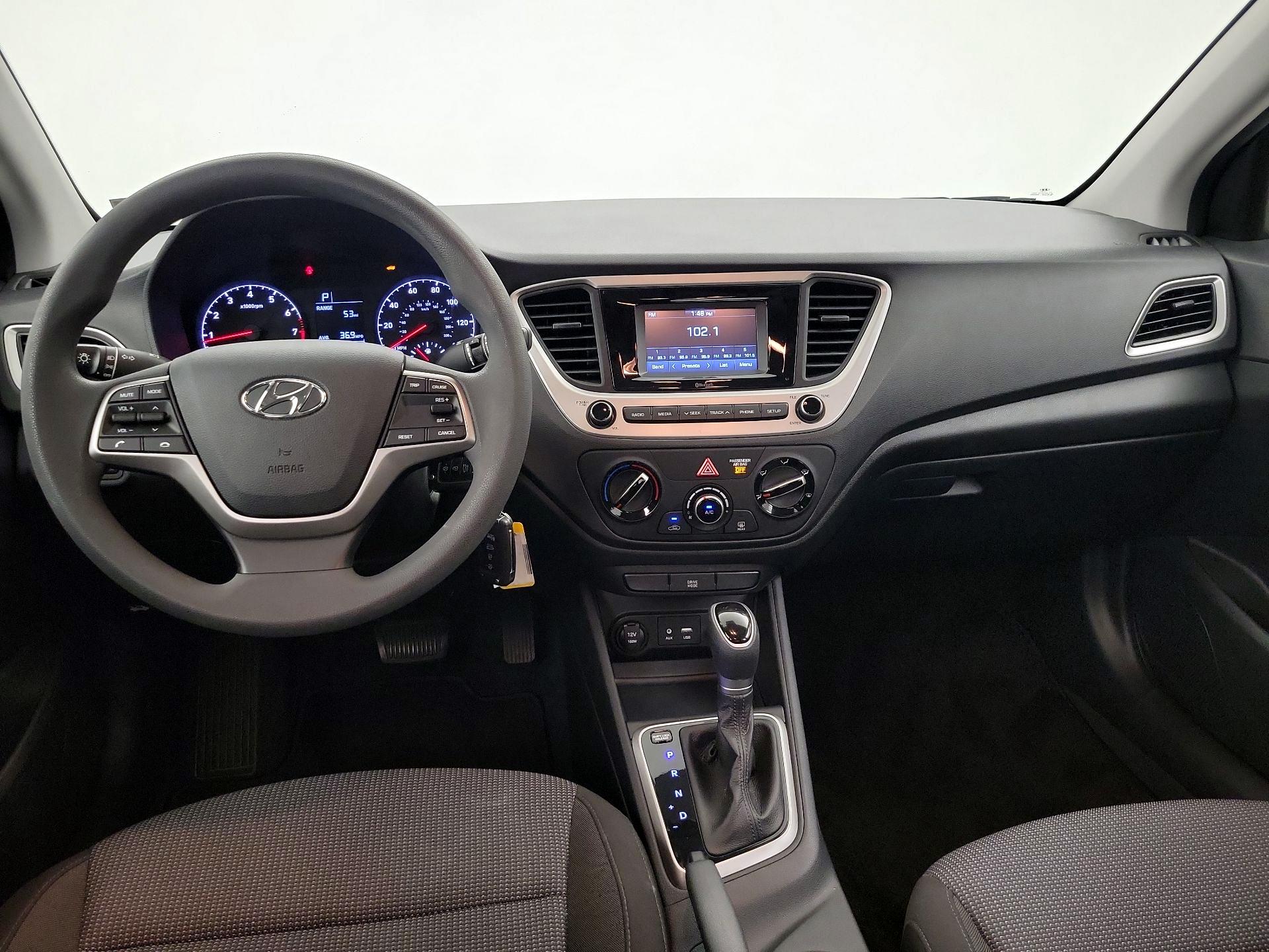 Thumbnail: 2022 Hyundai Accent - 9