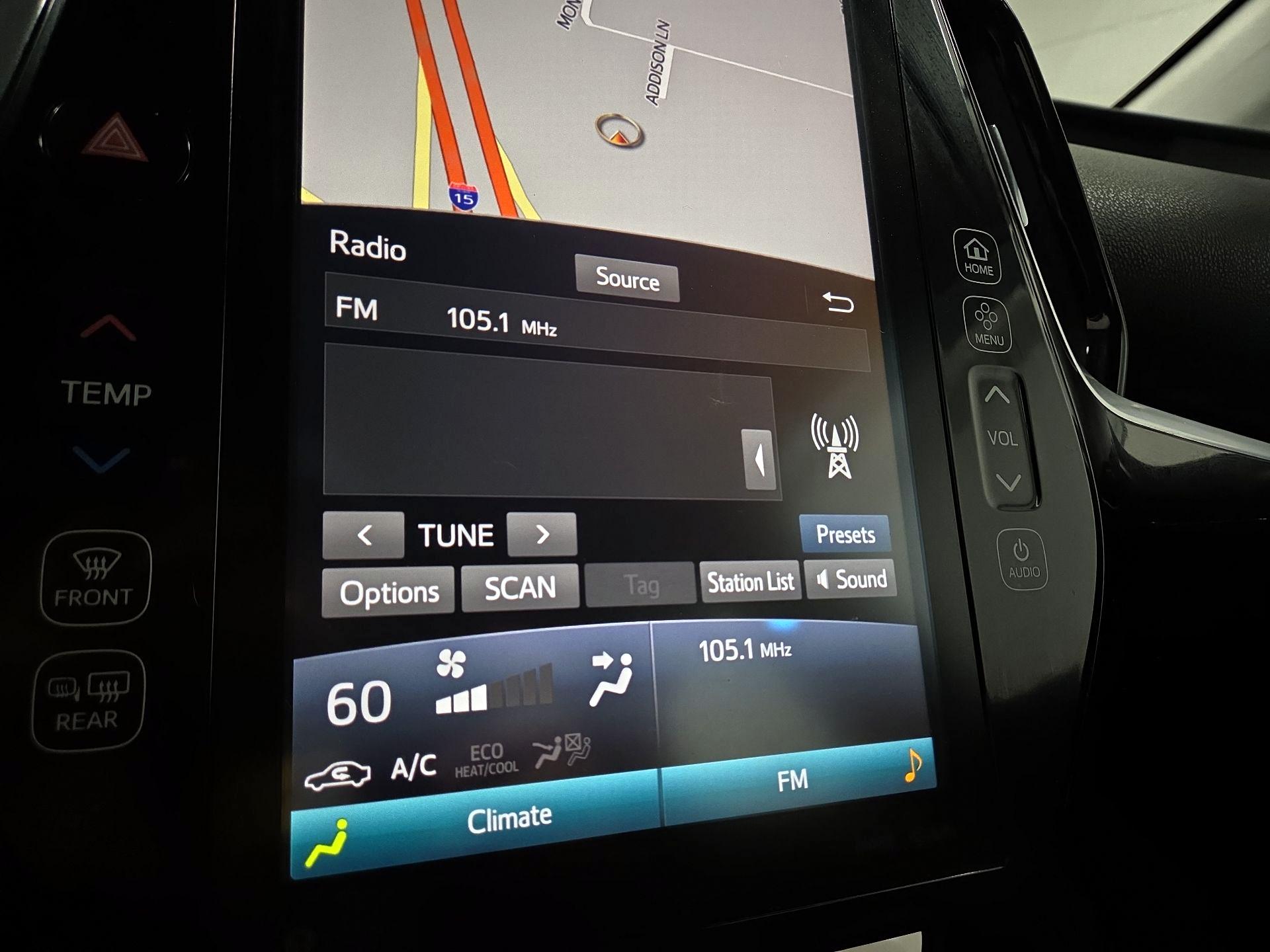 Thumbnail: 2017 Toyota Prius Prime - 11