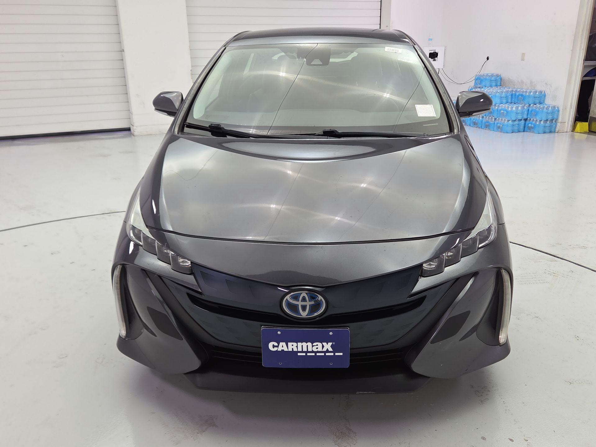 Thumbnail: 2017 Toyota Prius Prime - 2