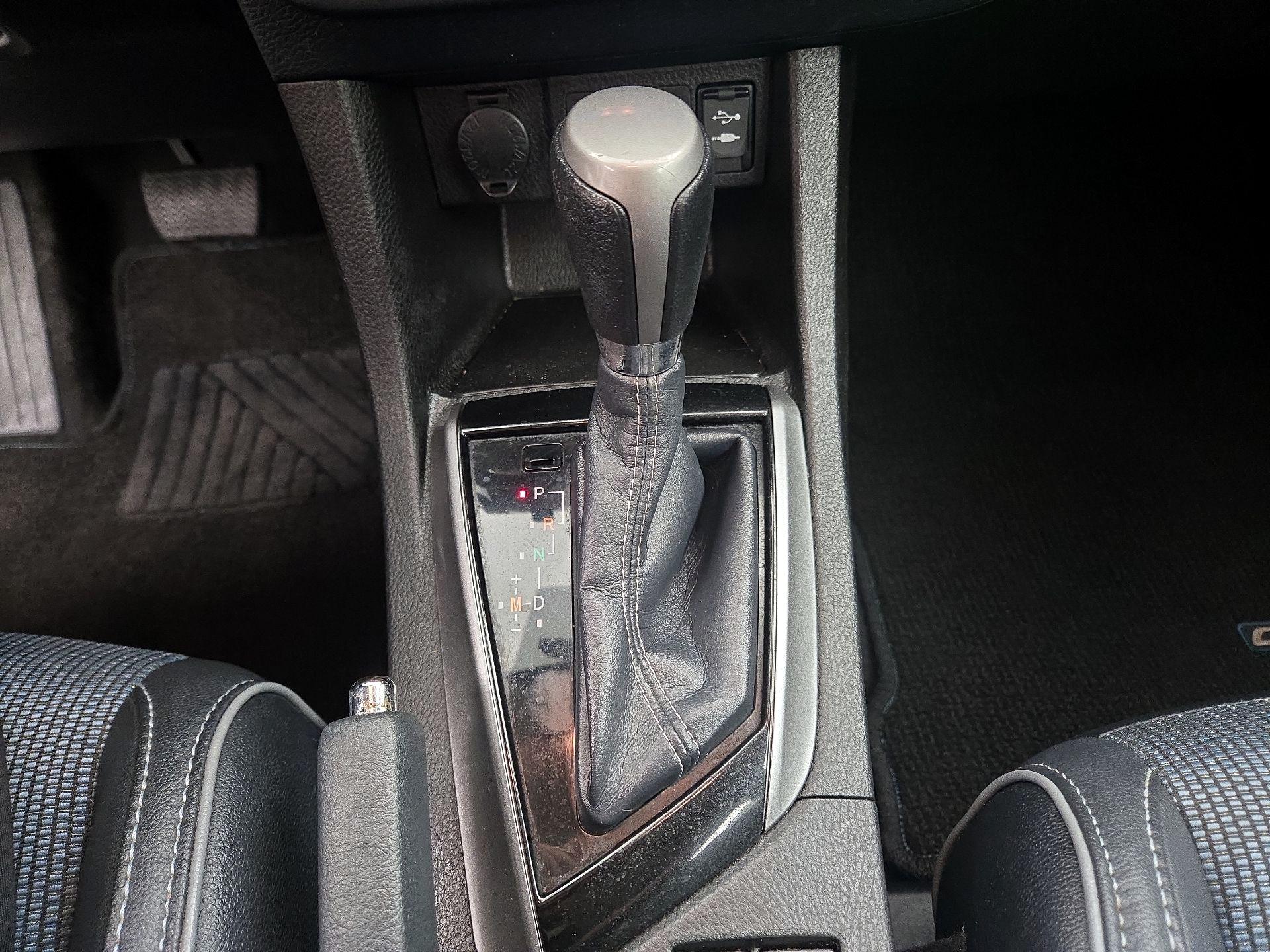 Thumbnail: 2016 Toyota Corolla - 18