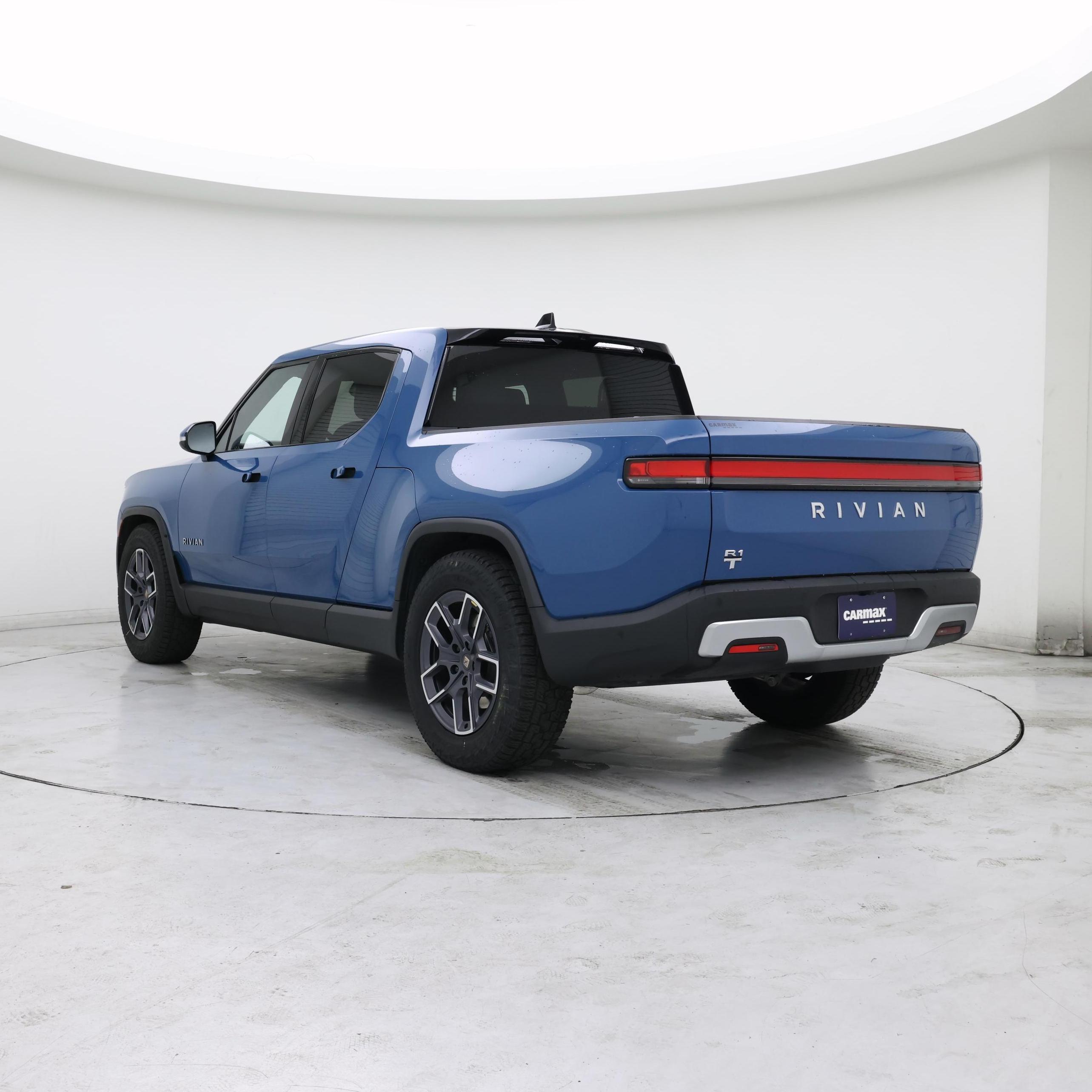Thumbnail: 2023 Rivian R1T - 2