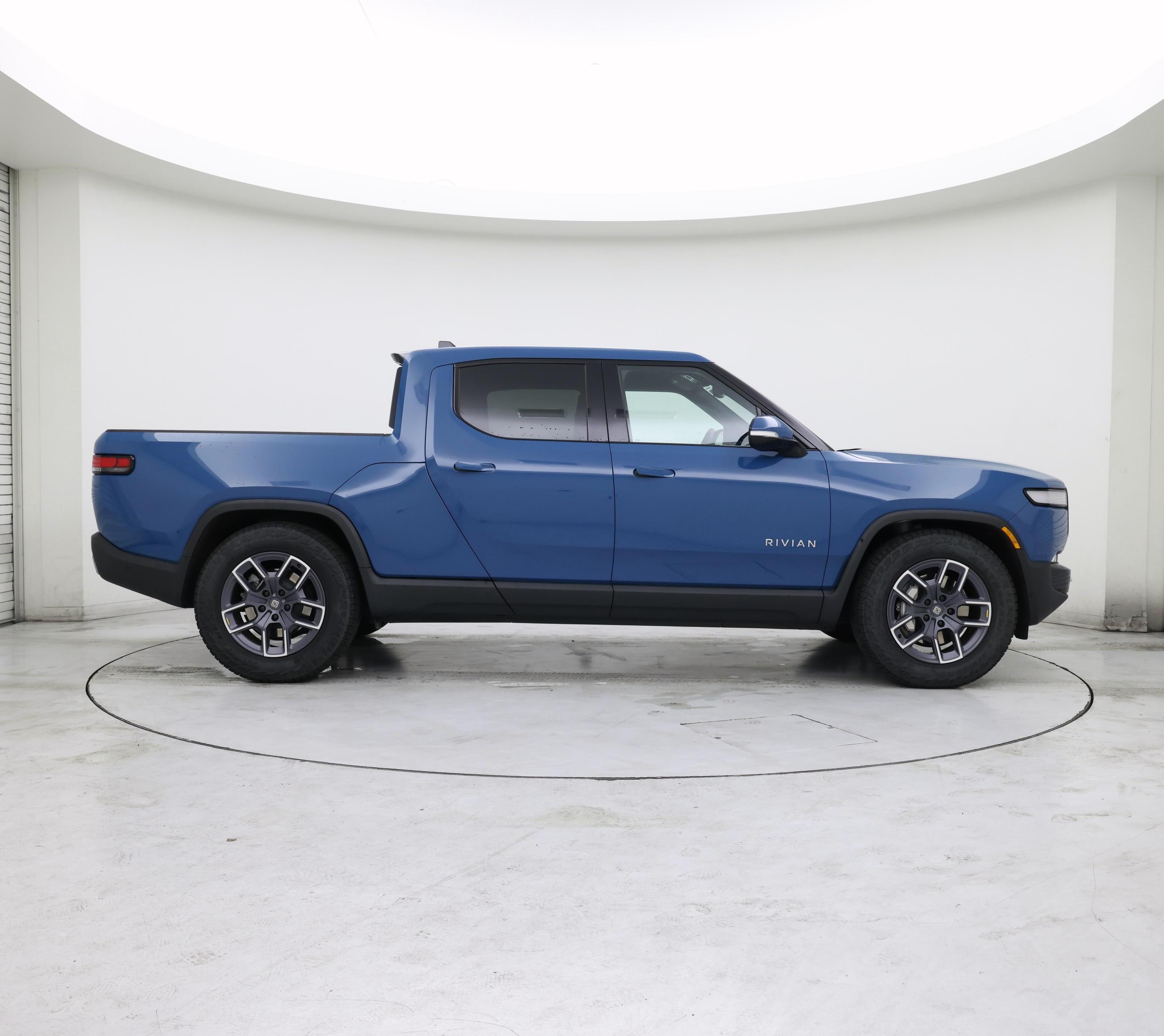 Thumbnail: 2023 Rivian R1T - 7