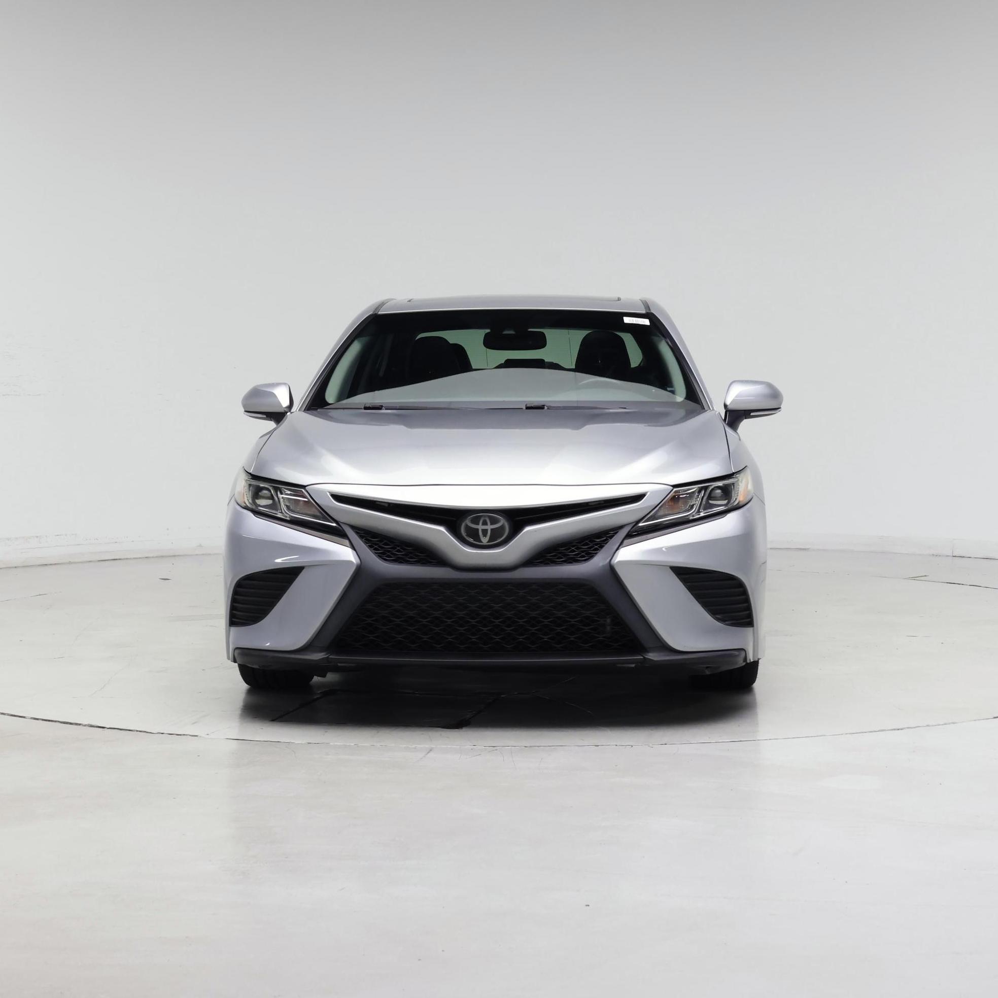 Thumbnail: 2019 Toyota Camry - 5