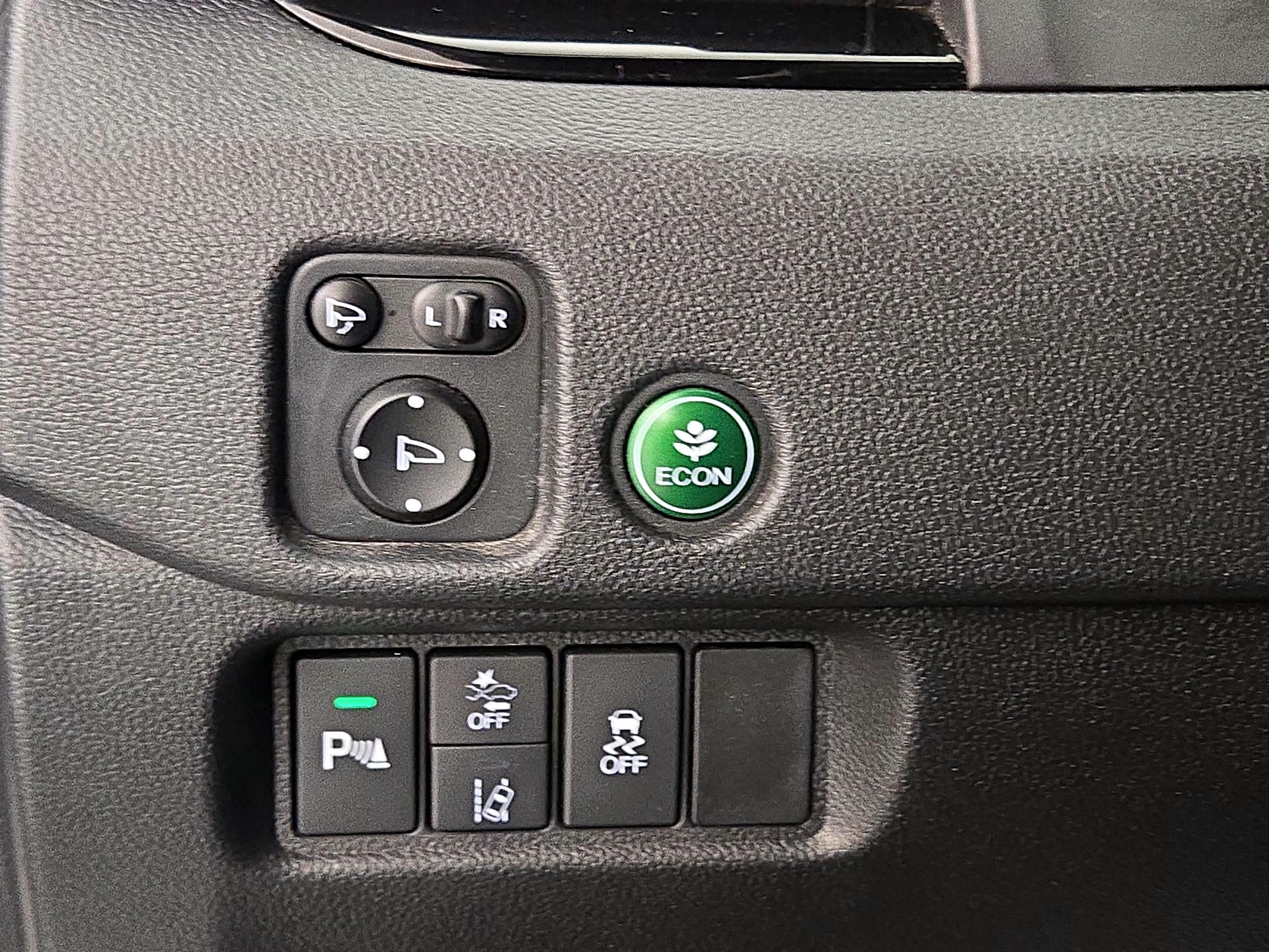 Thumbnail: 2019 Honda Passport - 13