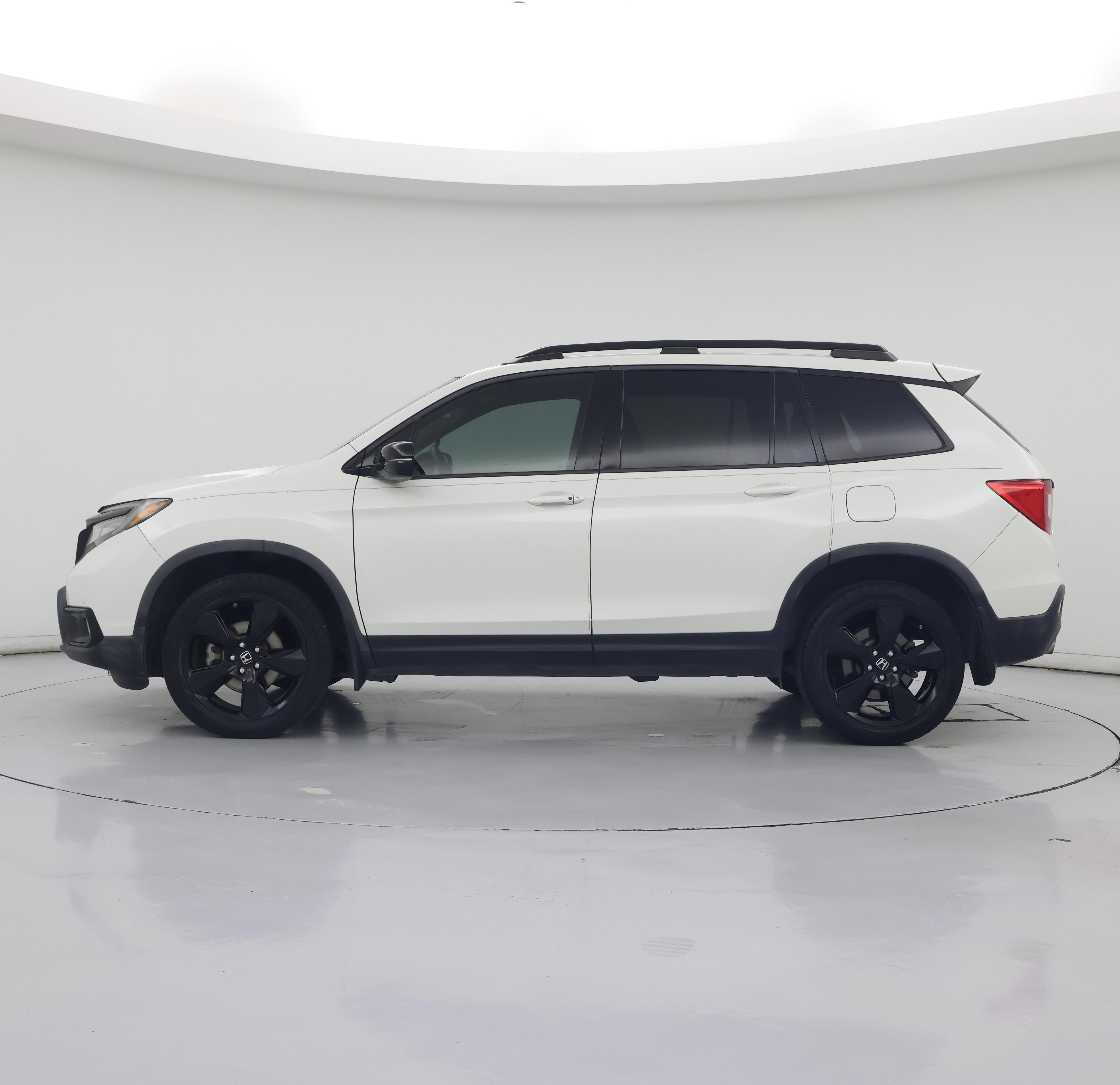 Thumbnail: 2019 Honda Passport - 3