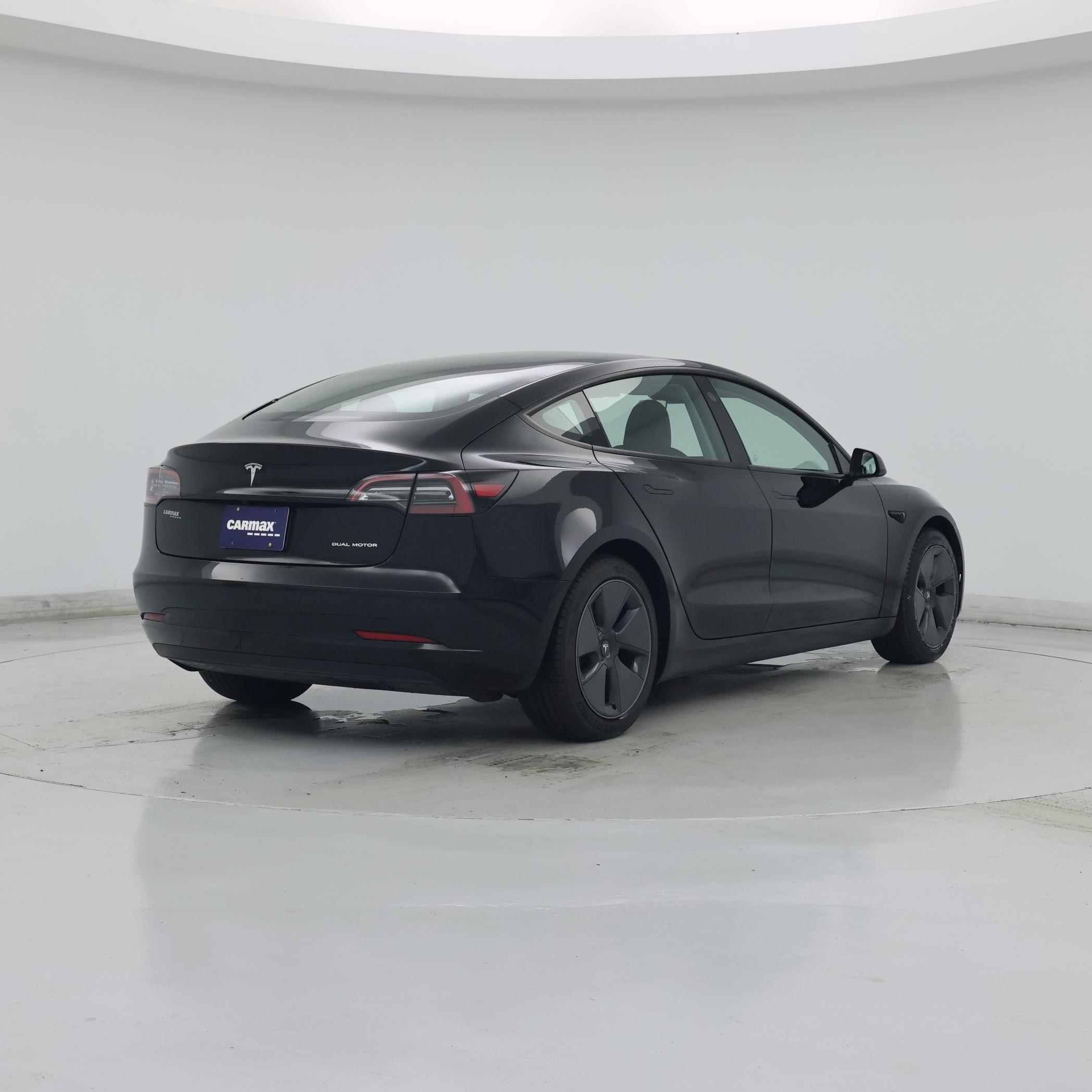 Thumbnail: 2023 Tesla Model 3 - 8
