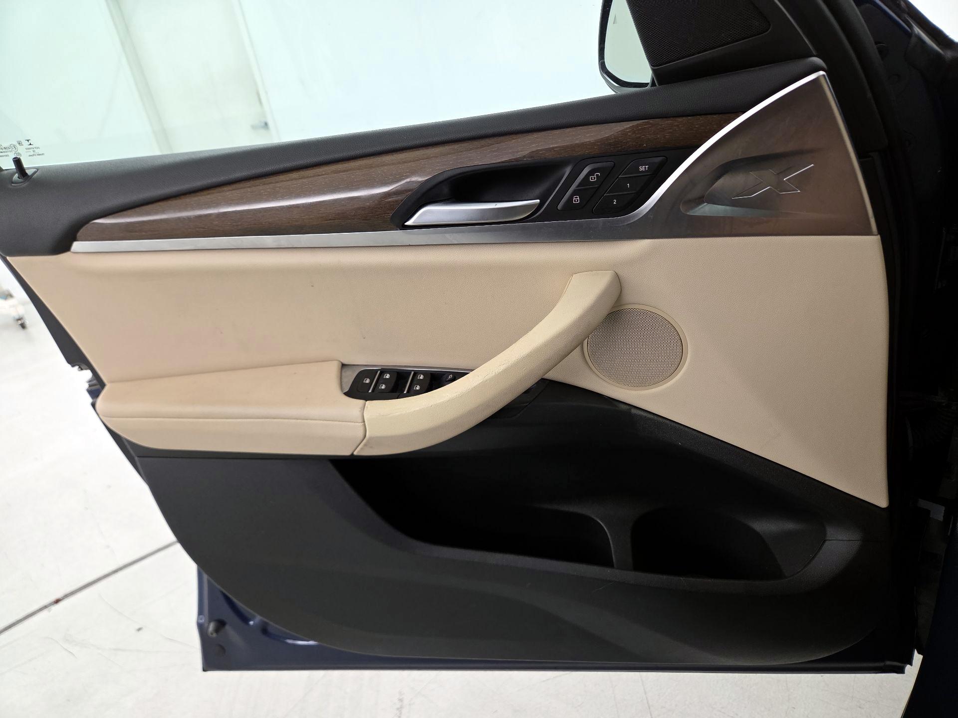 Thumbnail: 2019 BMW X3 - 12
