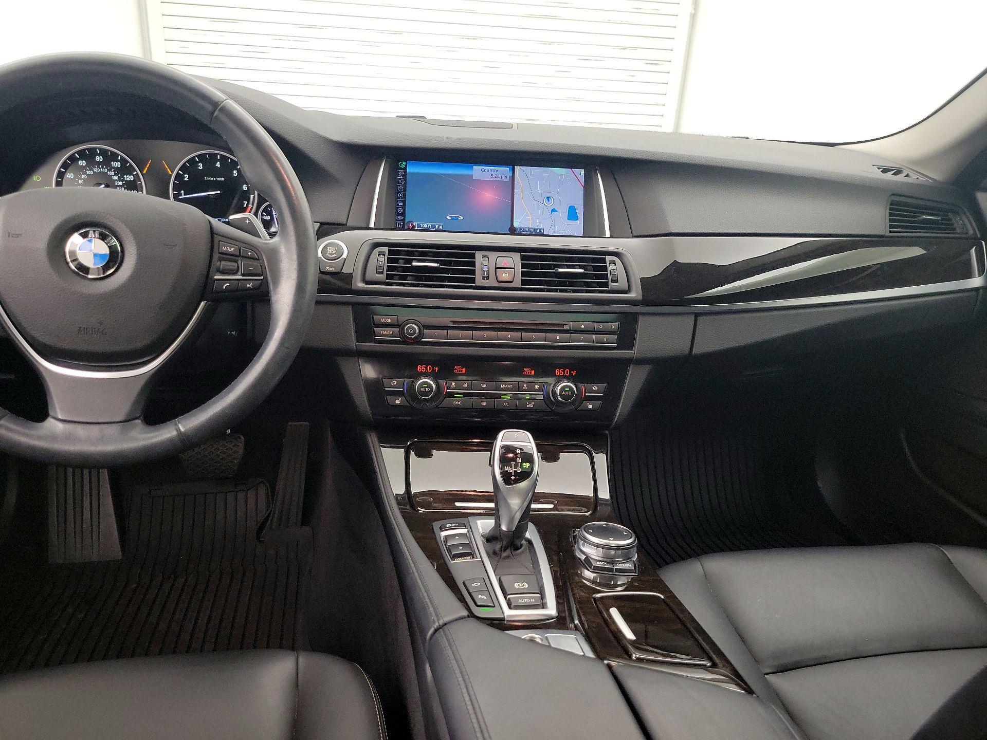 Thumbnail: 2016 BMW 5 Series - 9