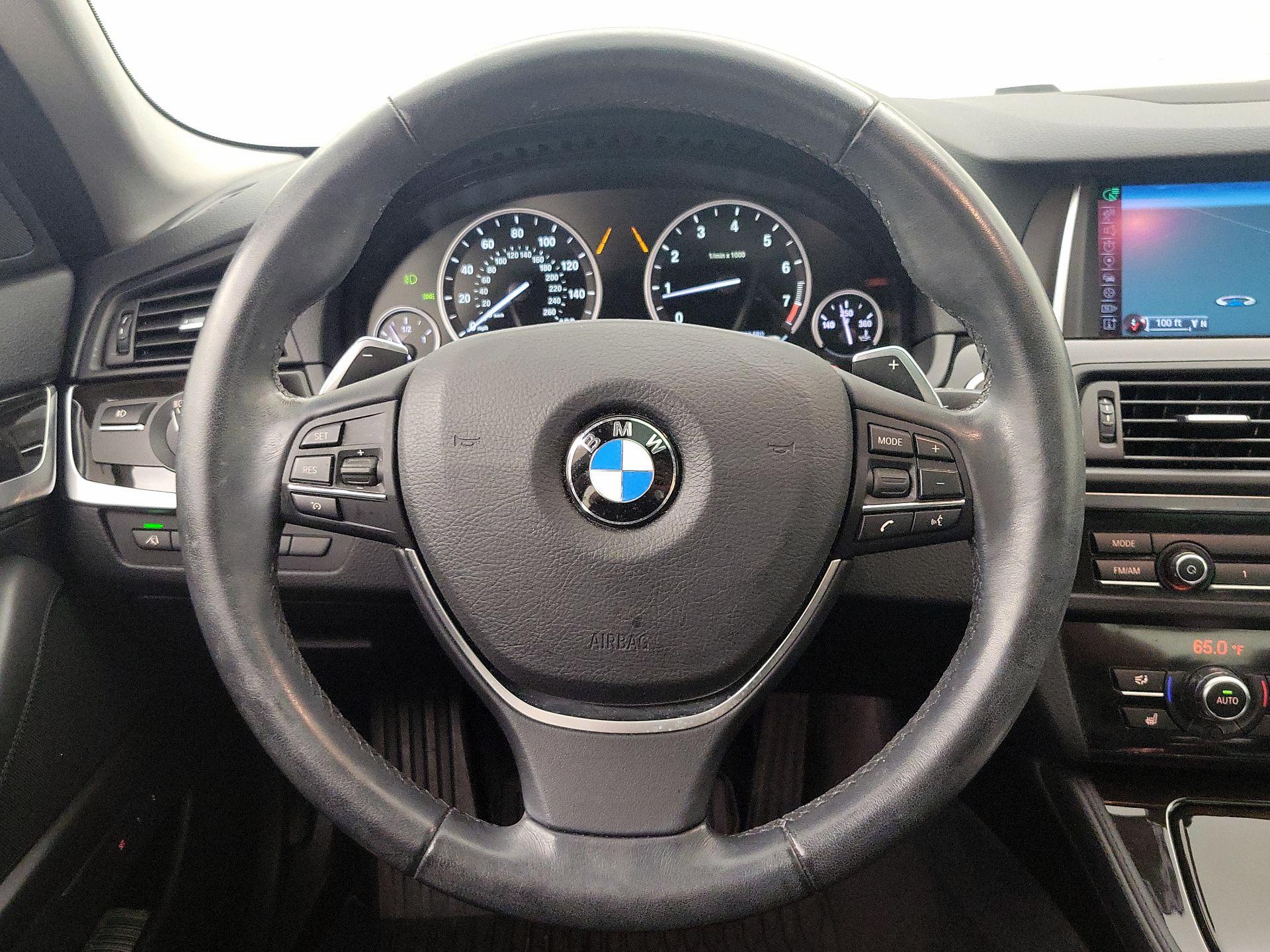 Thumbnail: 2016 BMW 5 Series - 10