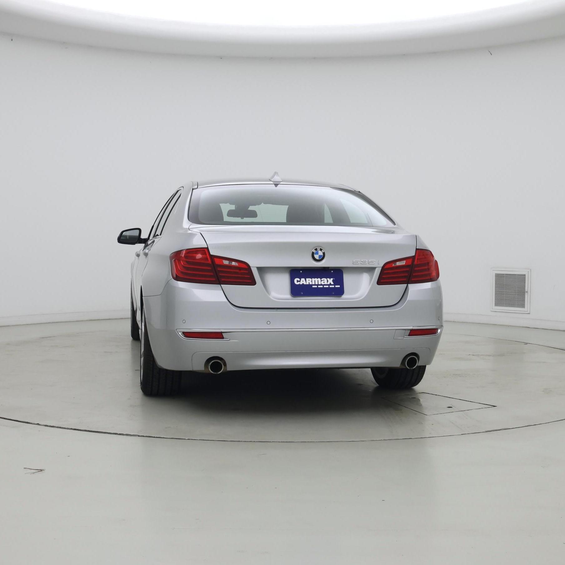 Thumbnail: 2016 BMW 5 Series - 6