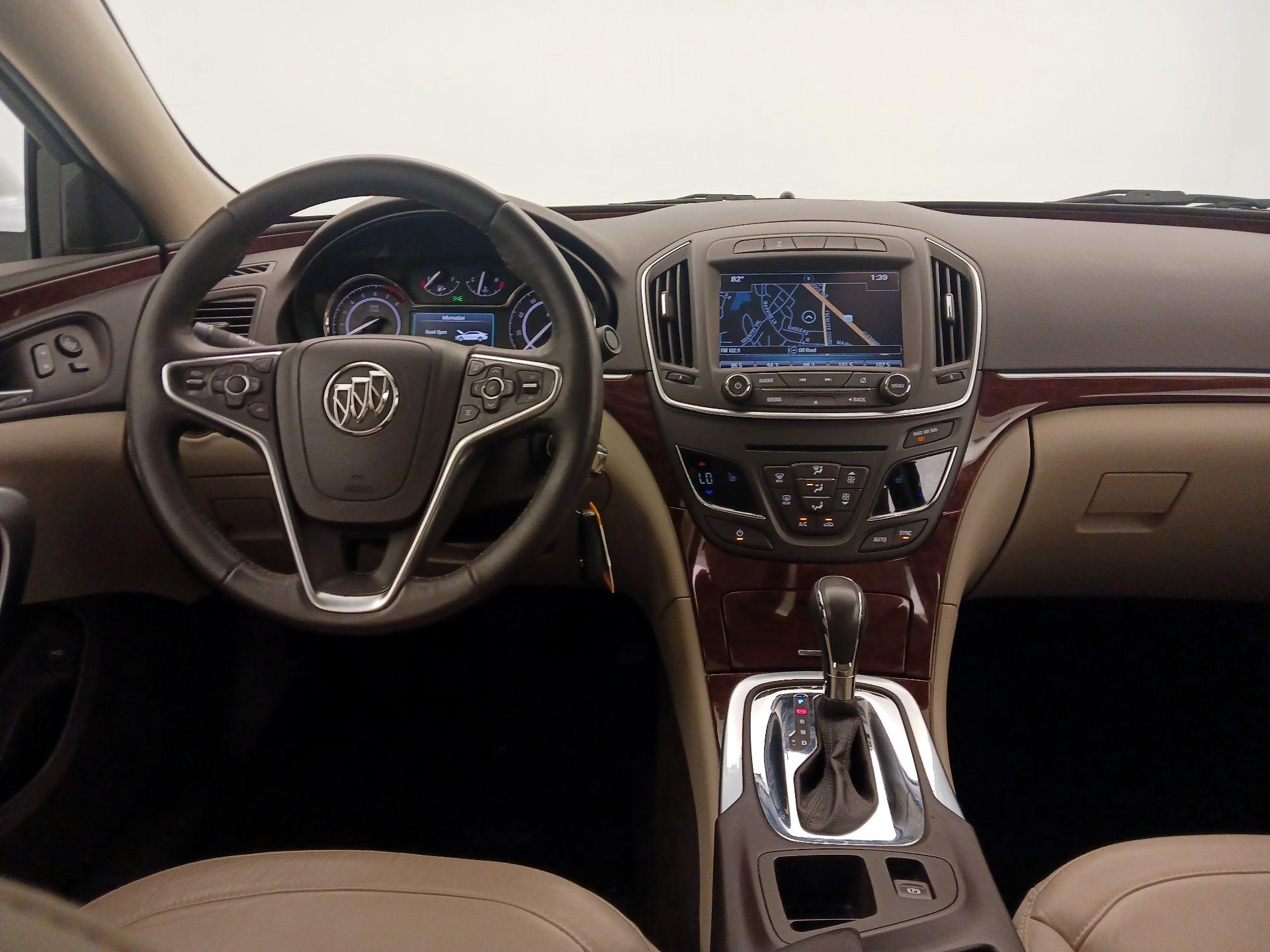 Thumbnail: 2016 Buick Regal - 10