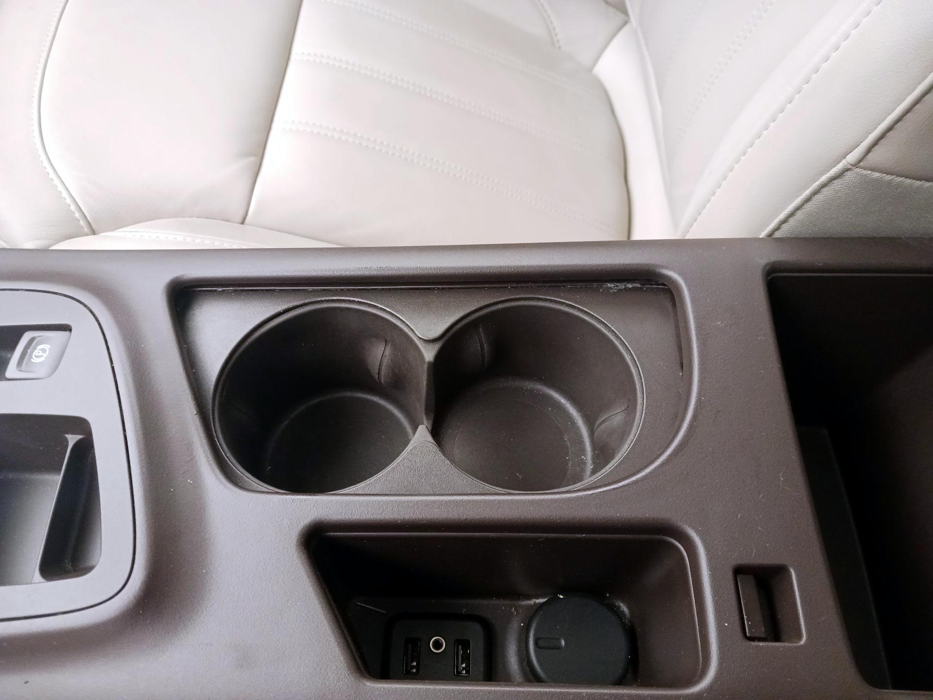 Thumbnail: 2016 Buick Regal - 19