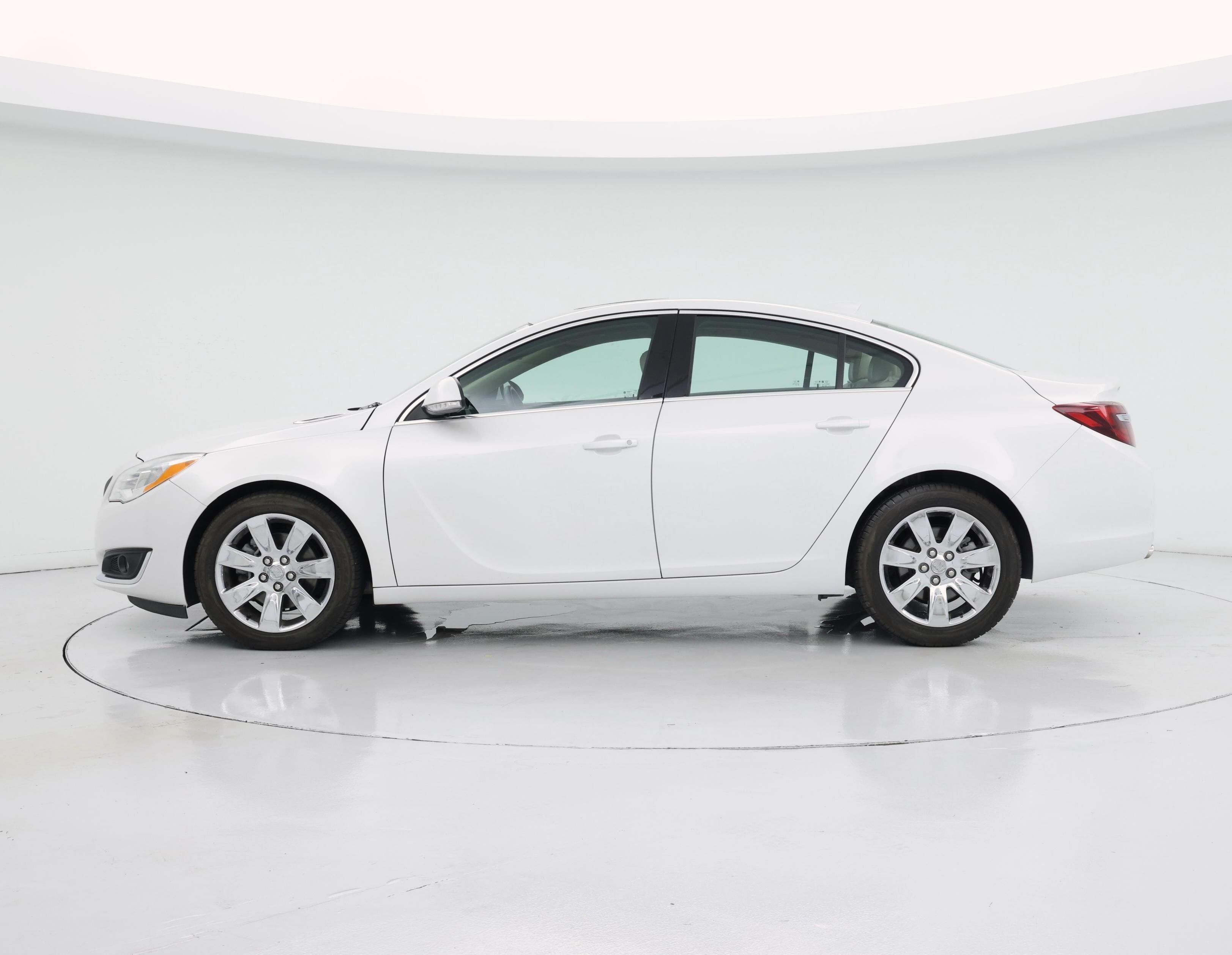 Thumbnail: 2016 Buick Regal - 3