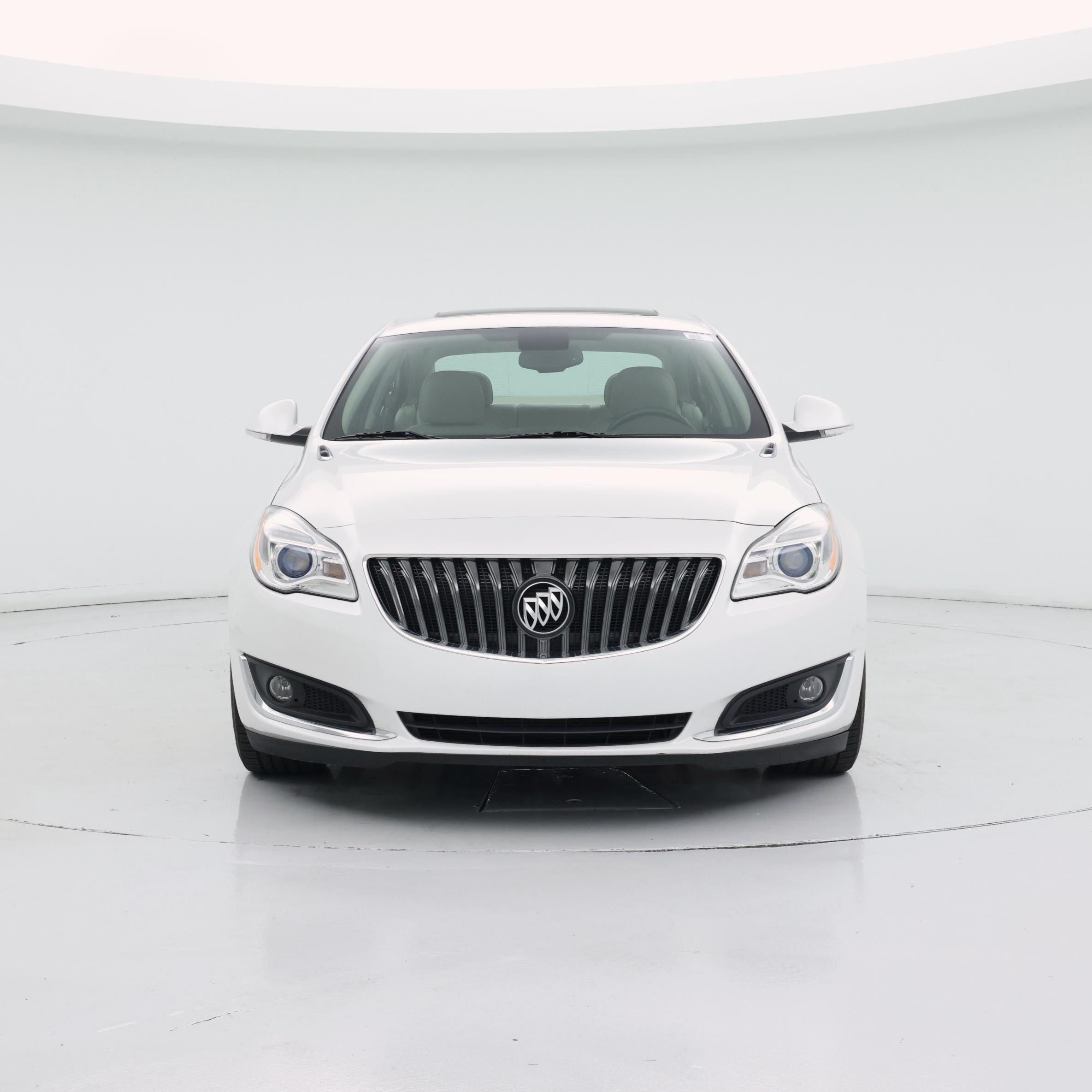 Thumbnail: 2016 Buick Regal - 5