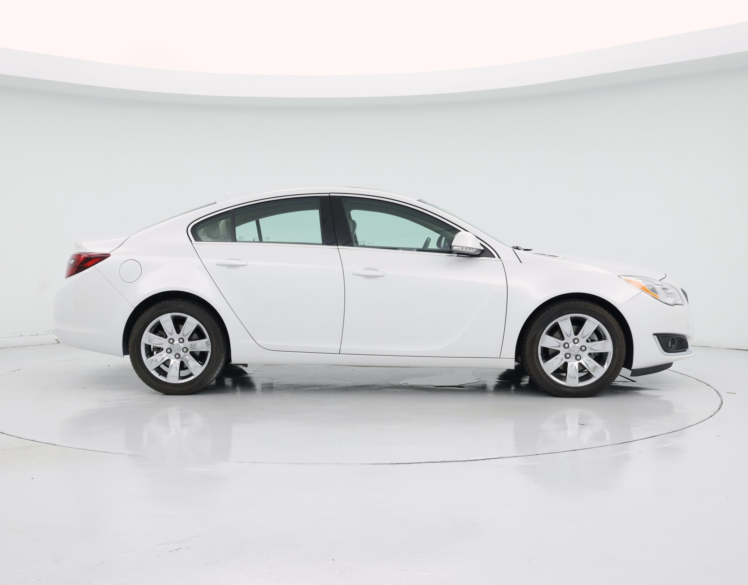 Thumbnail: 2016 Buick Regal - 7