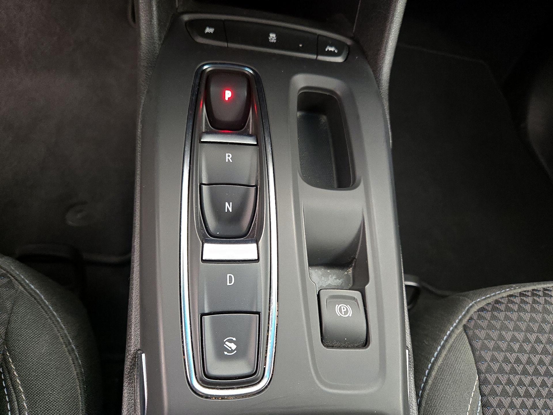 Thumbnail: 2023 Chevrolet Bolt EV - 17