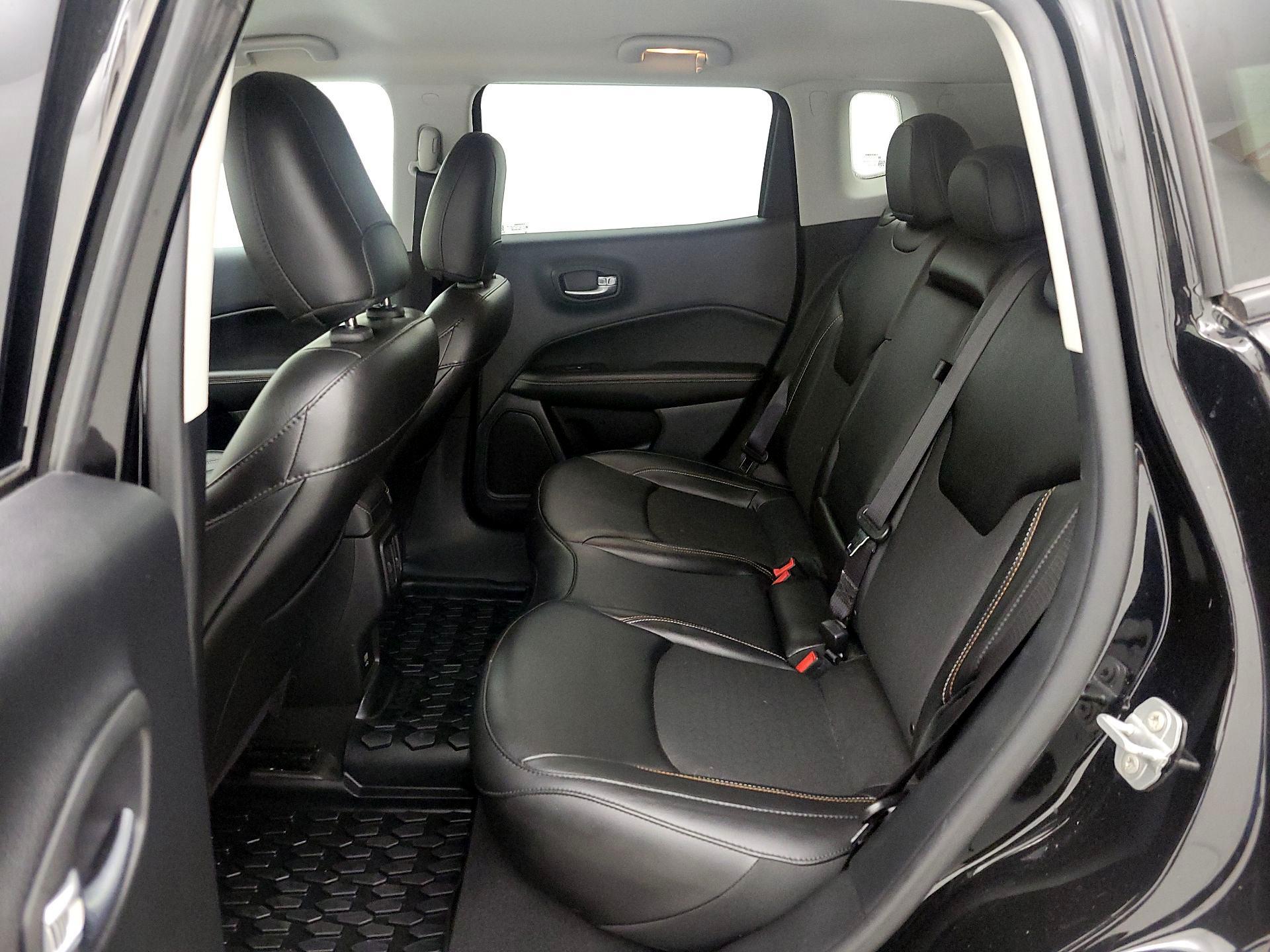 Thumbnail: 2020 Jeep Compass - 19