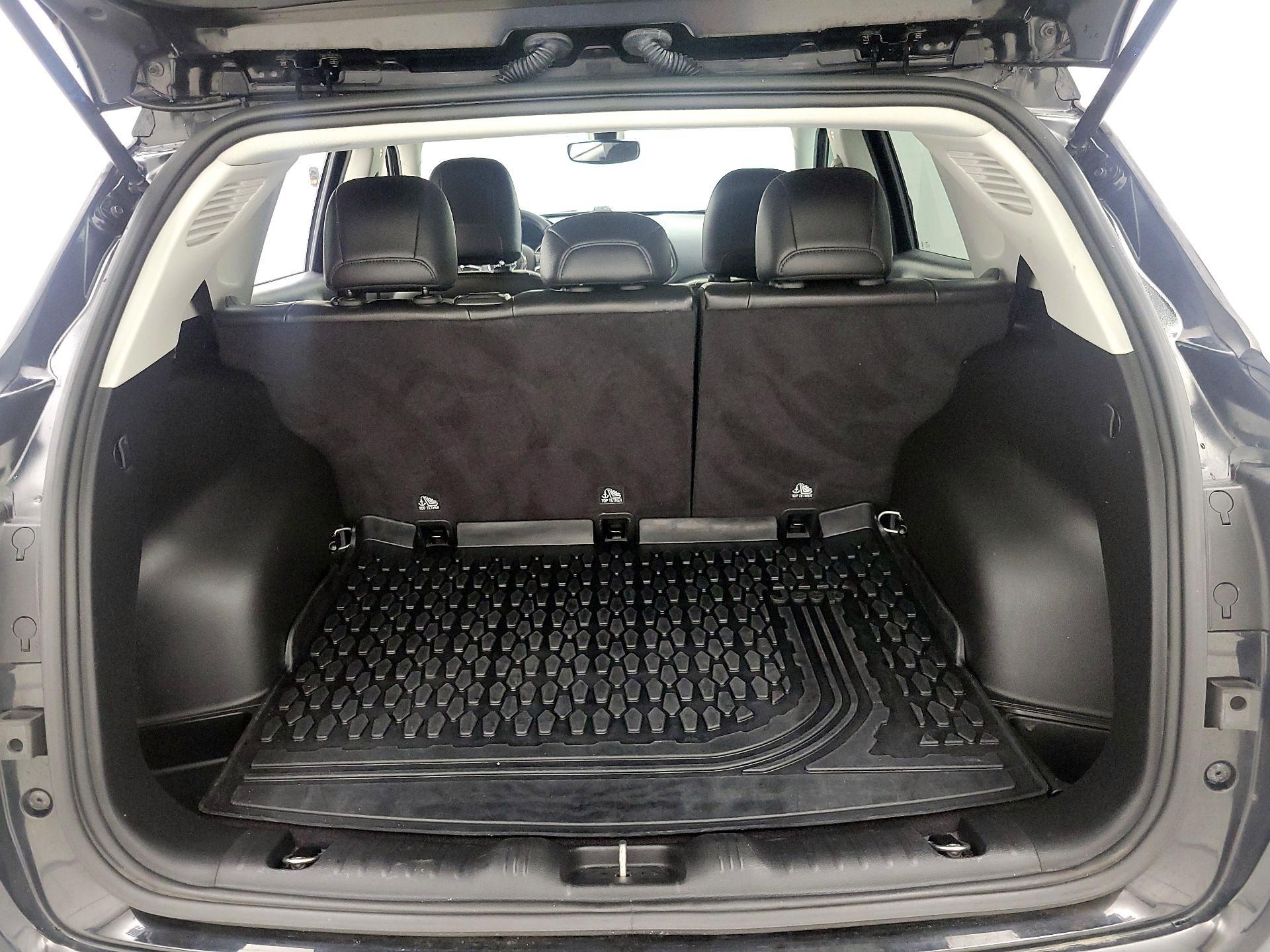 Thumbnail: 2020 Jeep Compass - 20