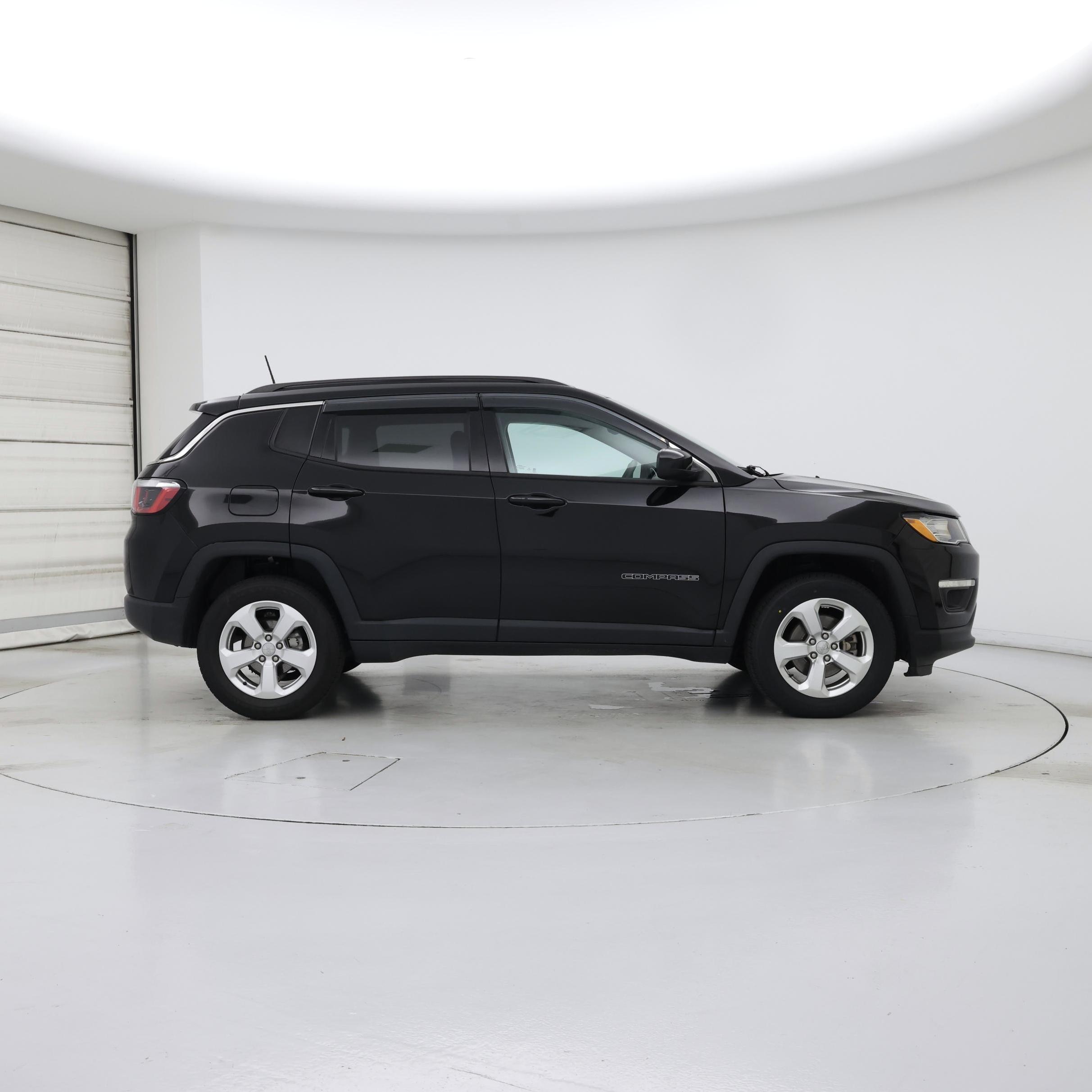 Thumbnail: 2020 Jeep Compass - 7