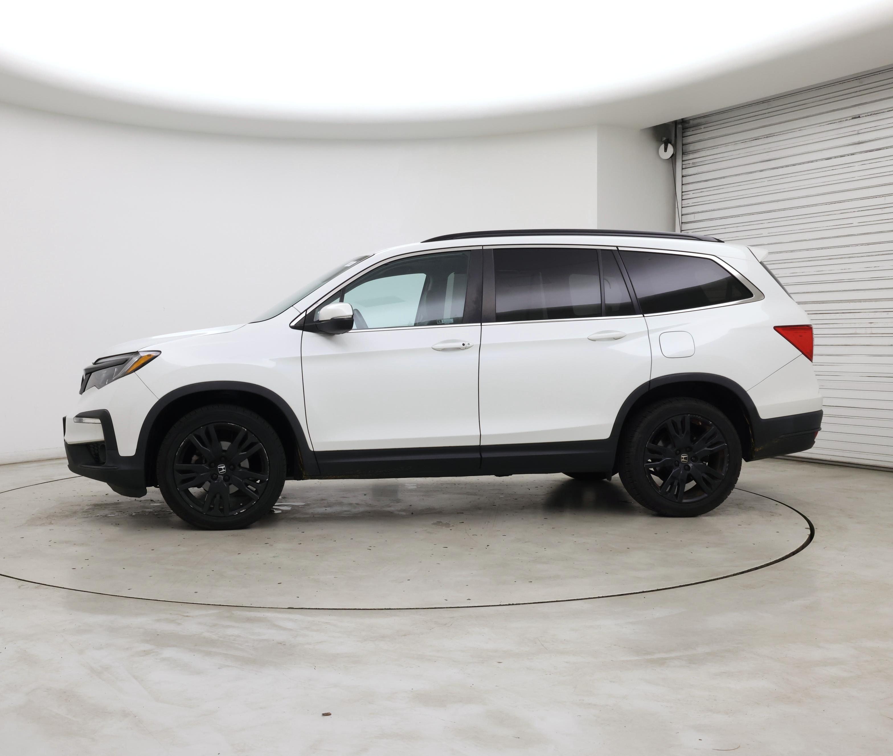Thumbnail: 2021 Honda Pilot - 3