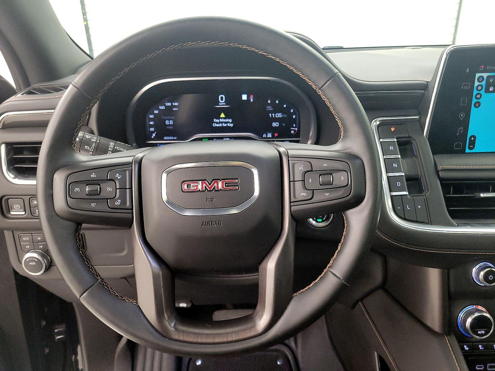 2023 GMC Yukon AT4 - Photo 11