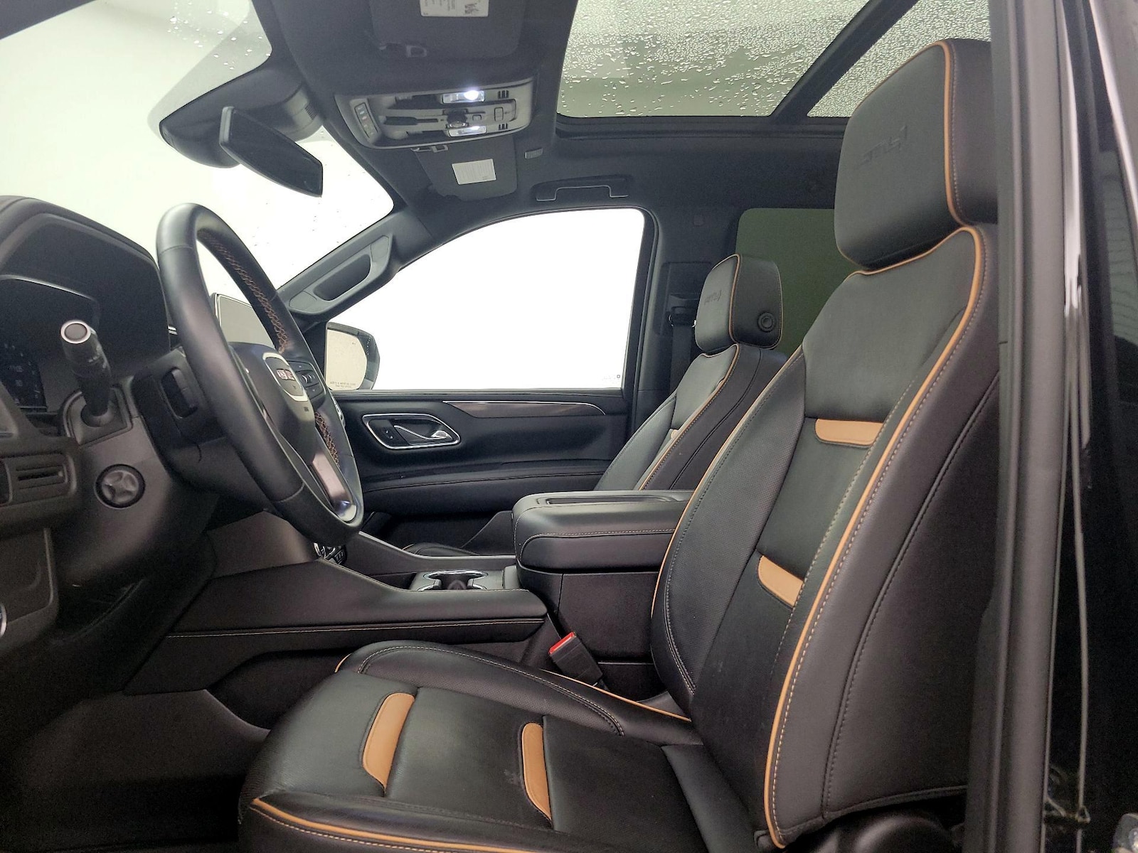 2023 GMC Yukon AT4 - Photo 21