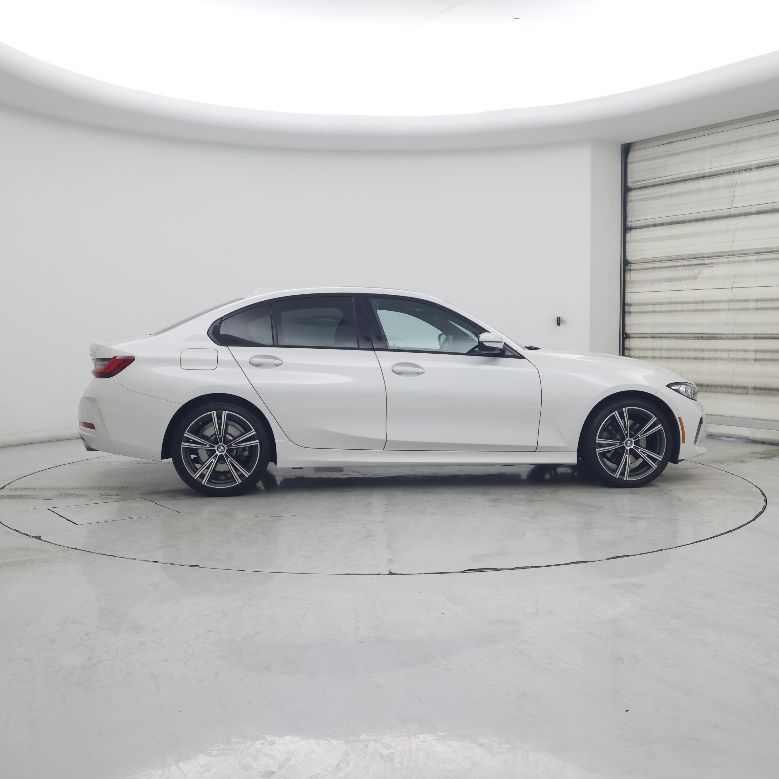 Thumbnail: 2023 BMW 3 Series - 7