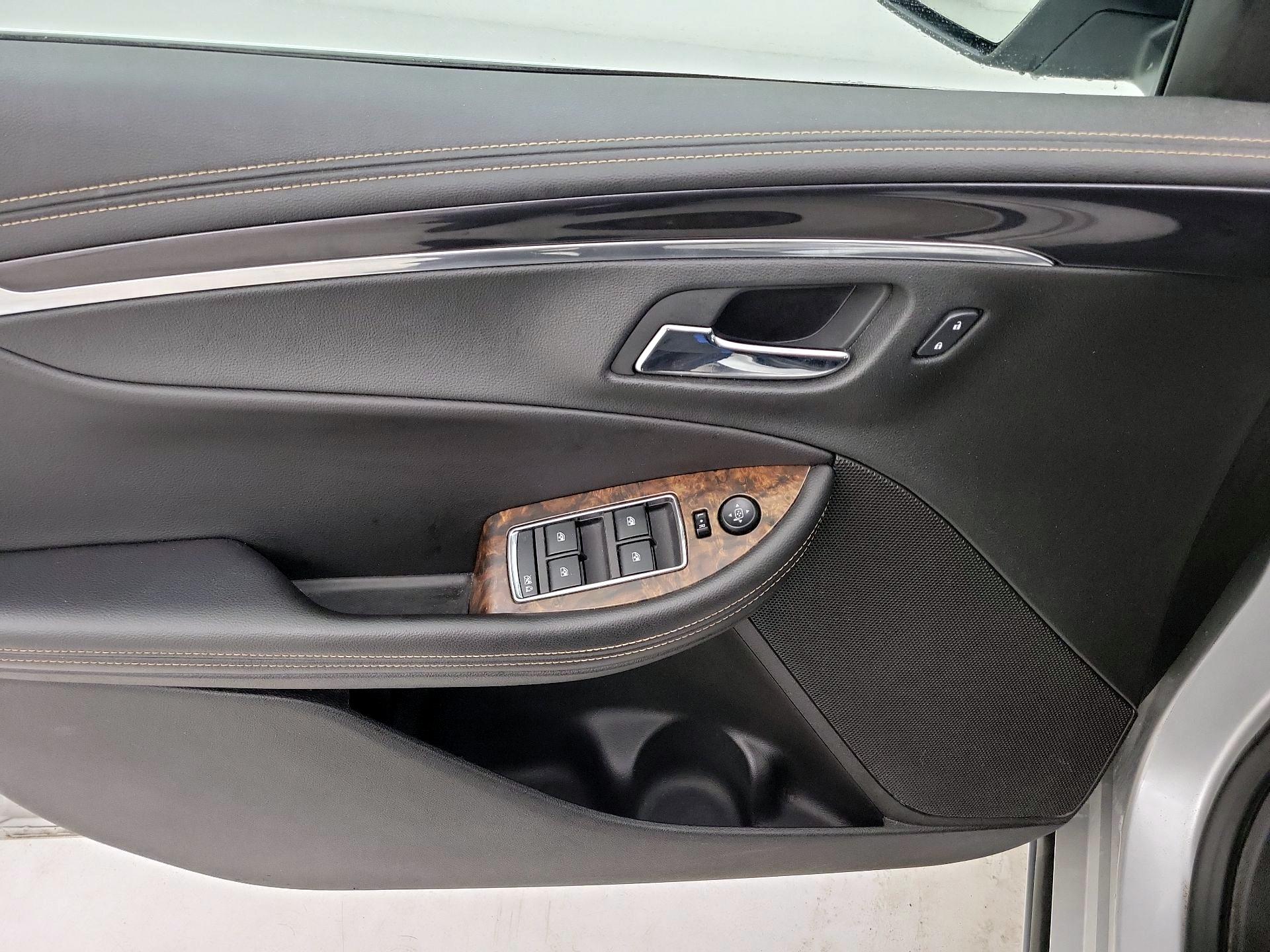 Thumbnail: 2015 Chevrolet Impala - 12