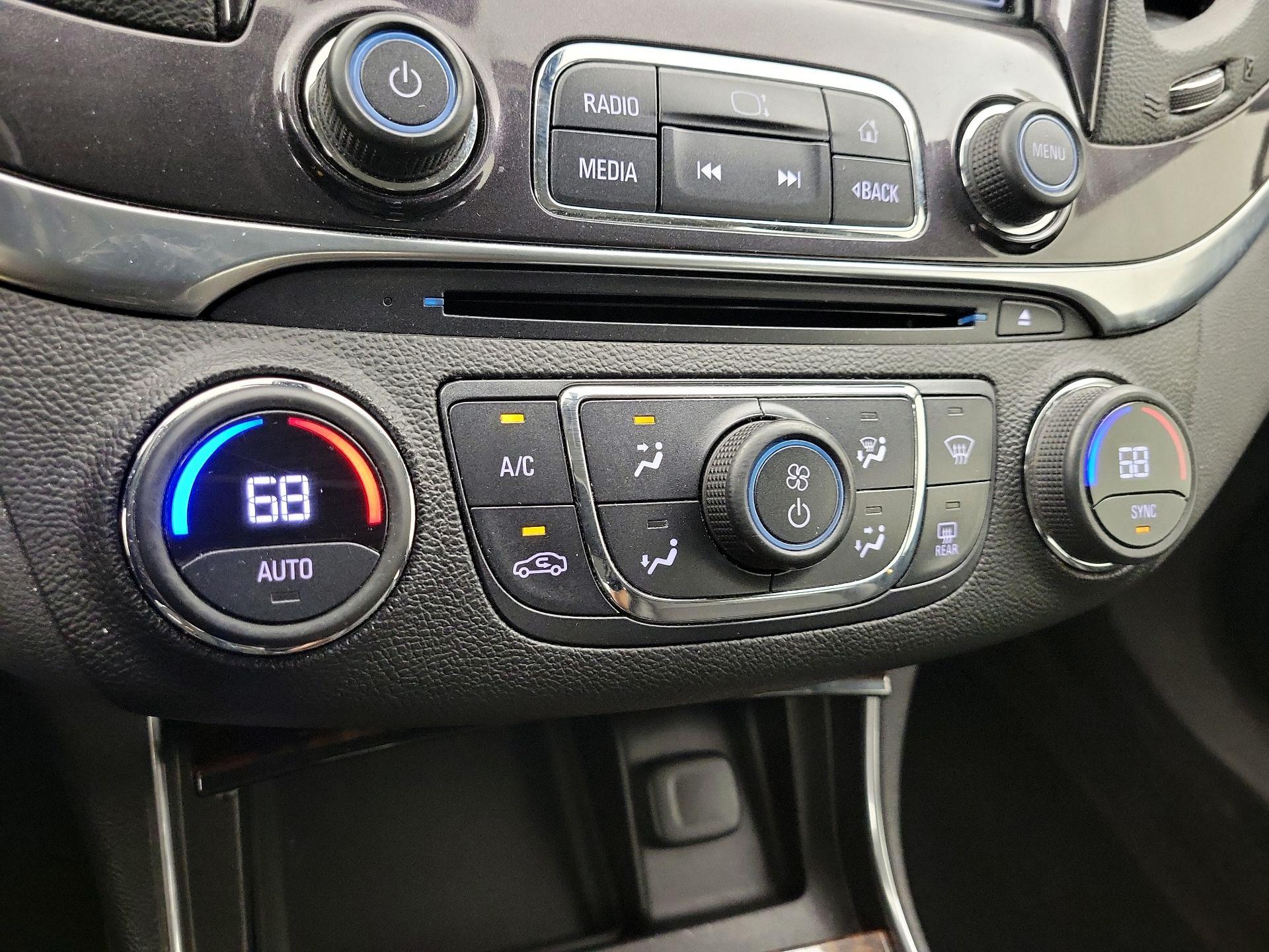 Thumbnail: 2015 Chevrolet Impala - 15