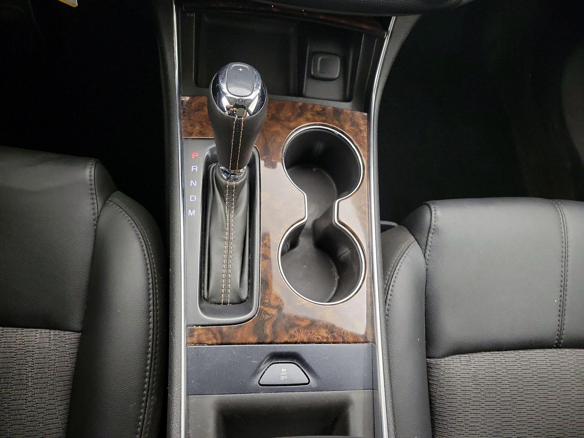 Thumbnail: 2015 Chevrolet Impala - 16