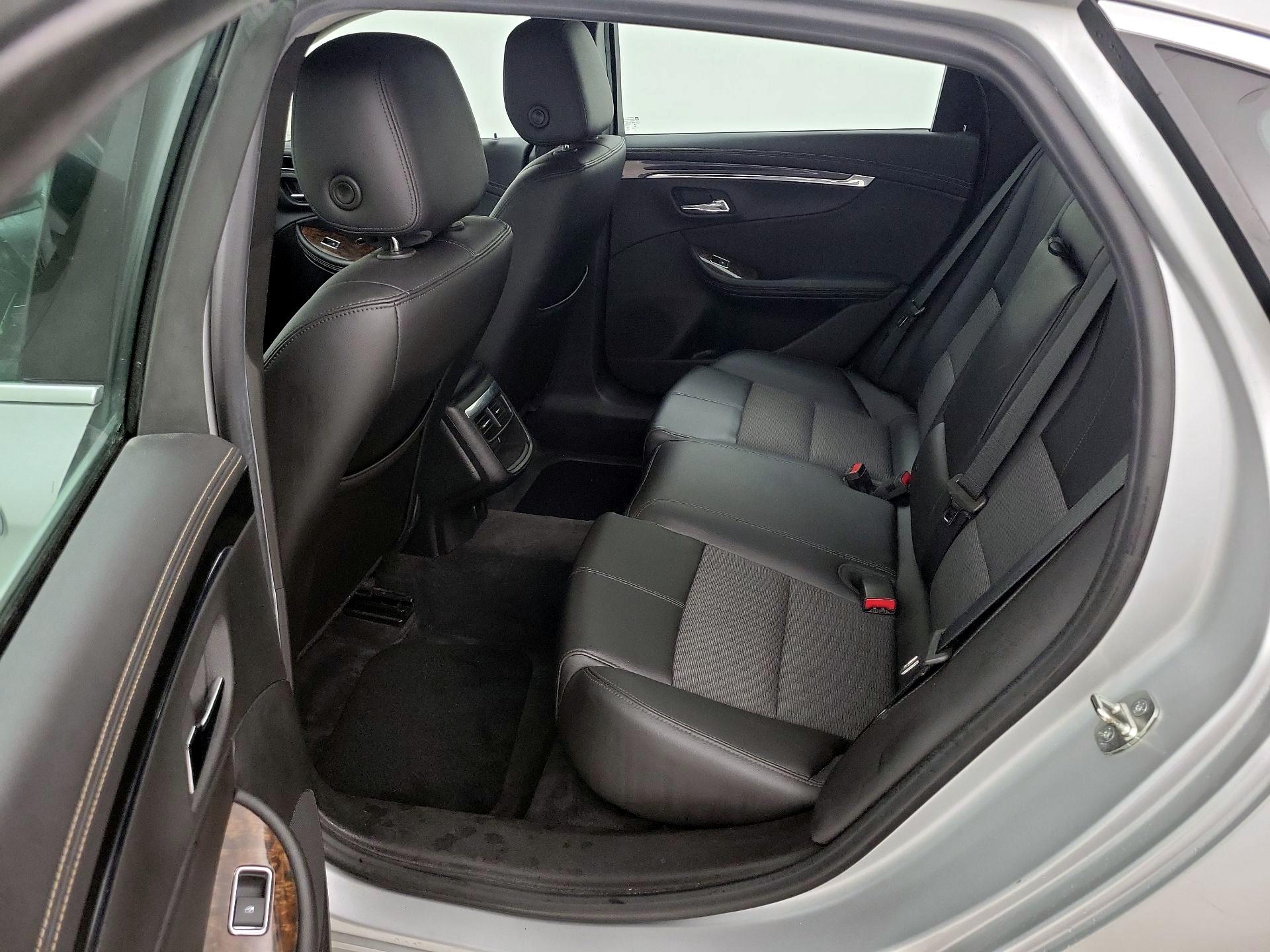 Thumbnail: 2015 Chevrolet Impala - 18