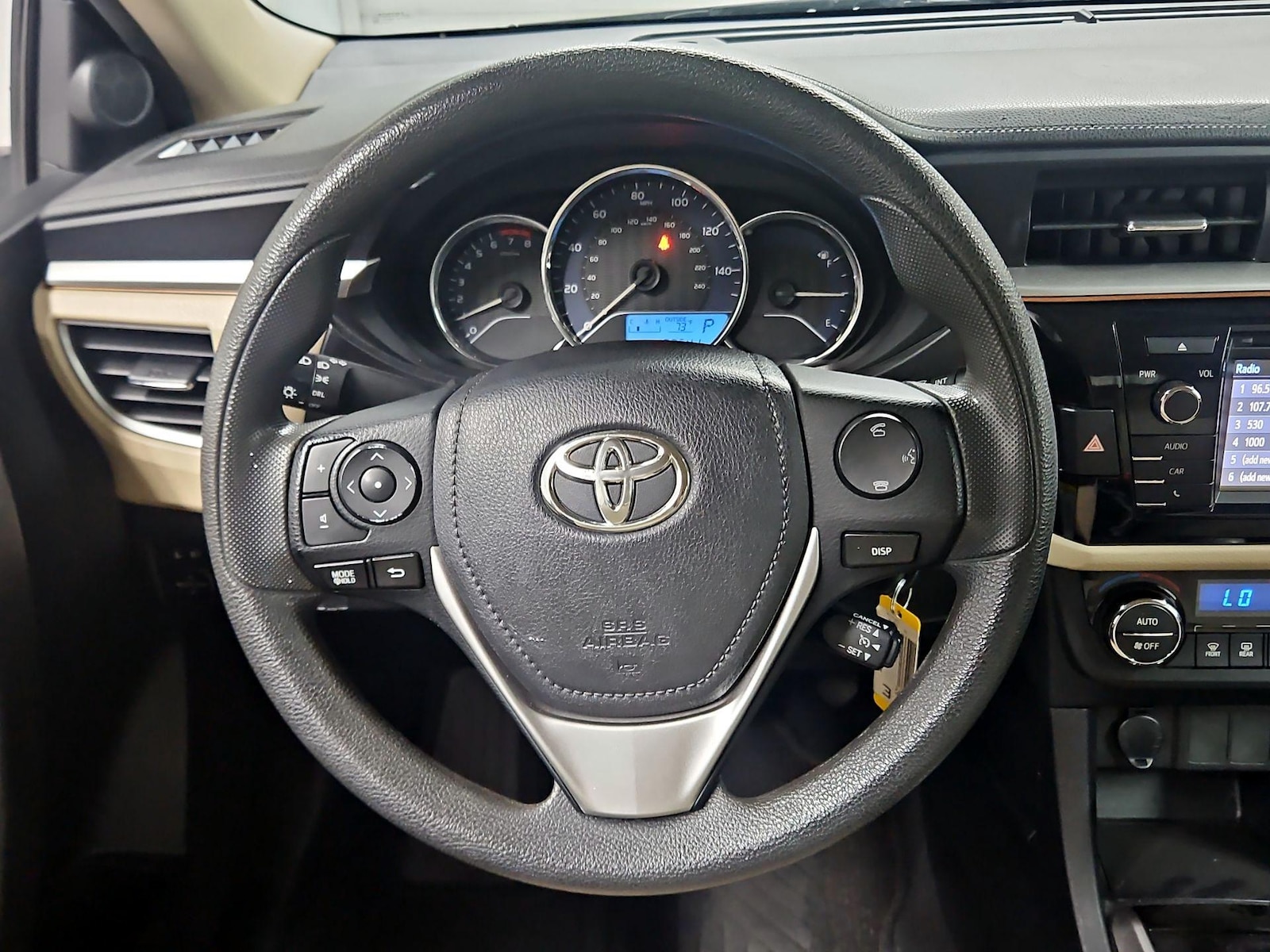 2016 Toyota Corolla LE - Photo 11