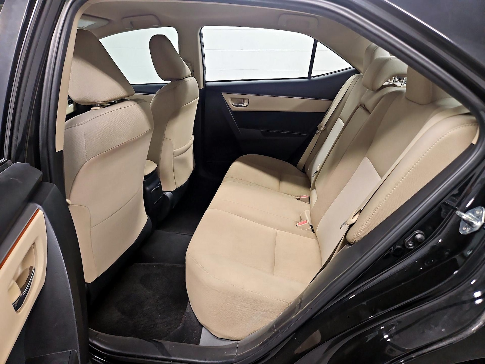 2016 Toyota Corolla LE - Photo 20