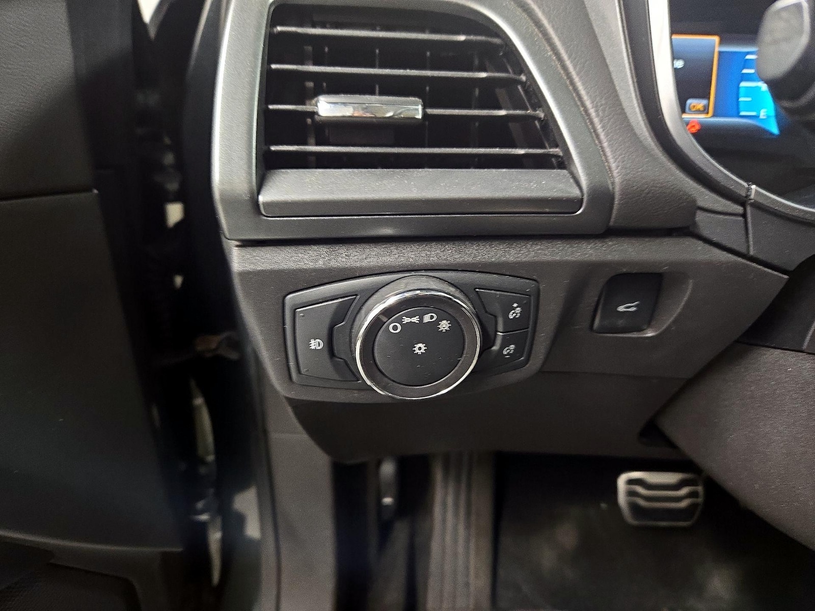2015 Ford Fusion Titanium - Photo 14