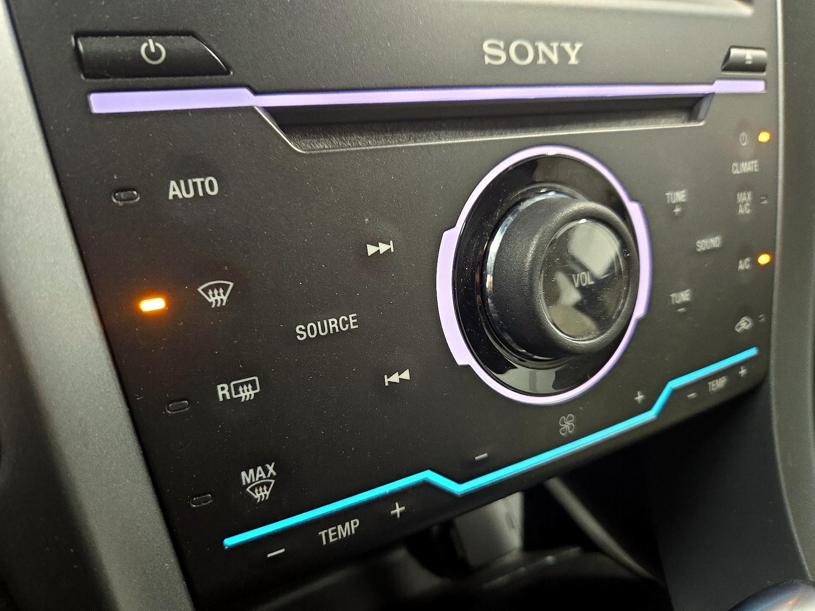 2015 Ford Fusion Titanium - Photo 17