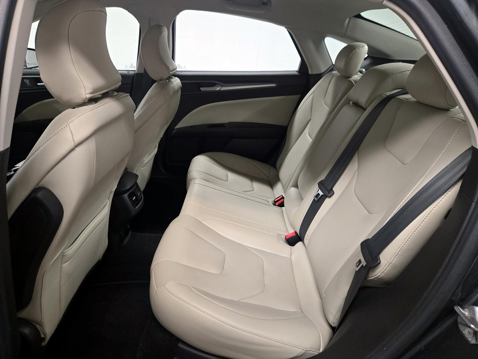2015 Ford Fusion Titanium - Photo 20