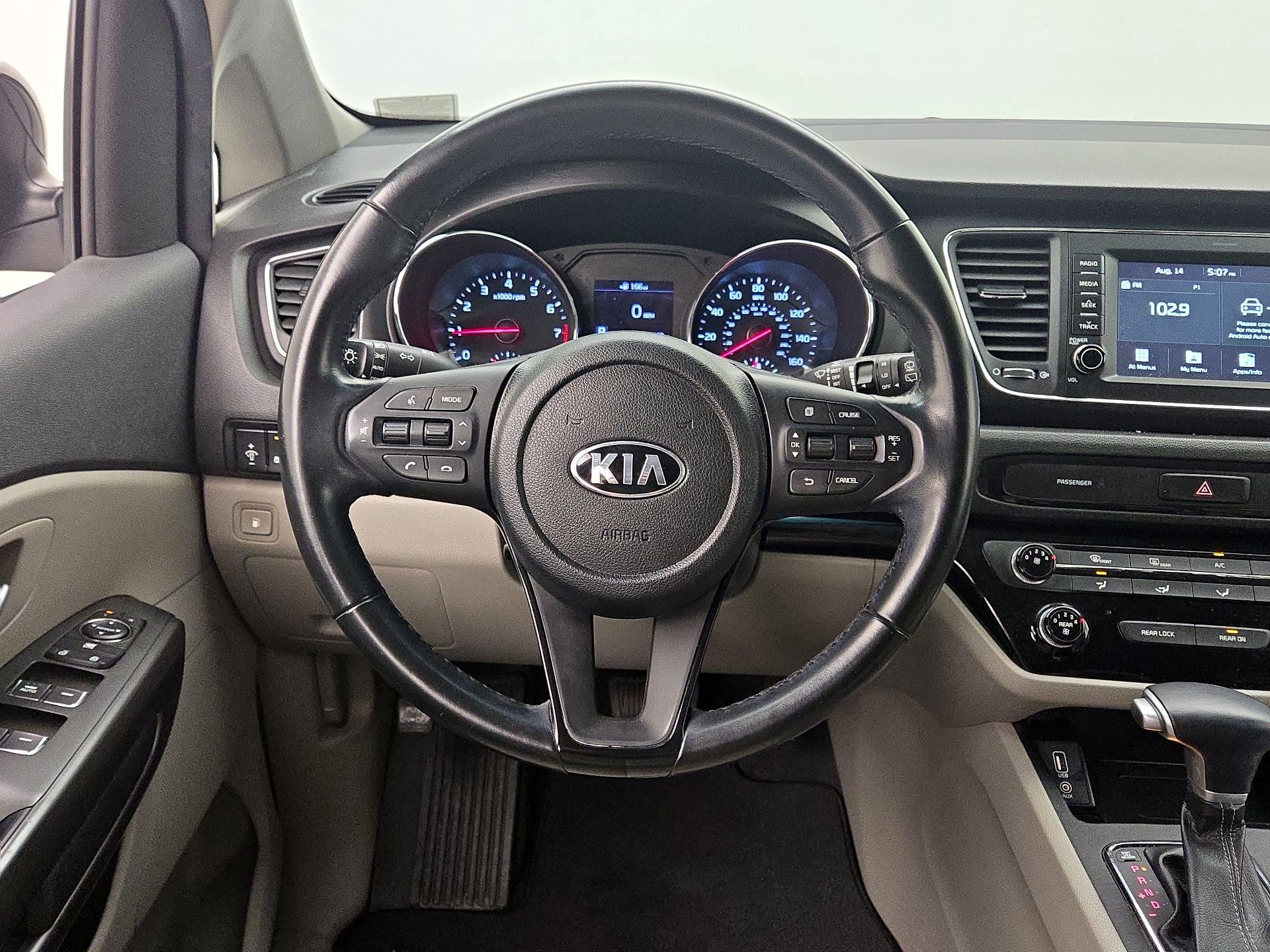 Thumbnail: 2020 Kia Sedona - 10