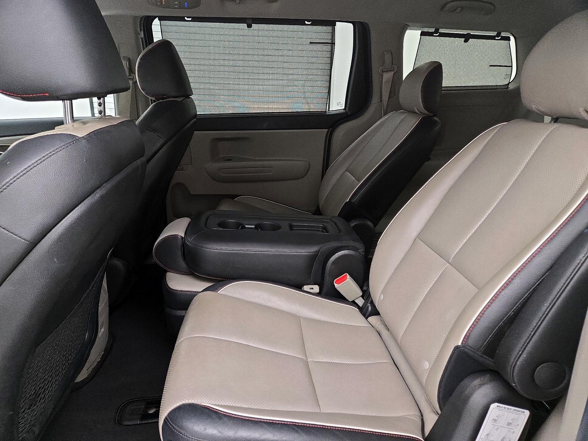 Thumbnail: 2020 Kia Sedona - 18
