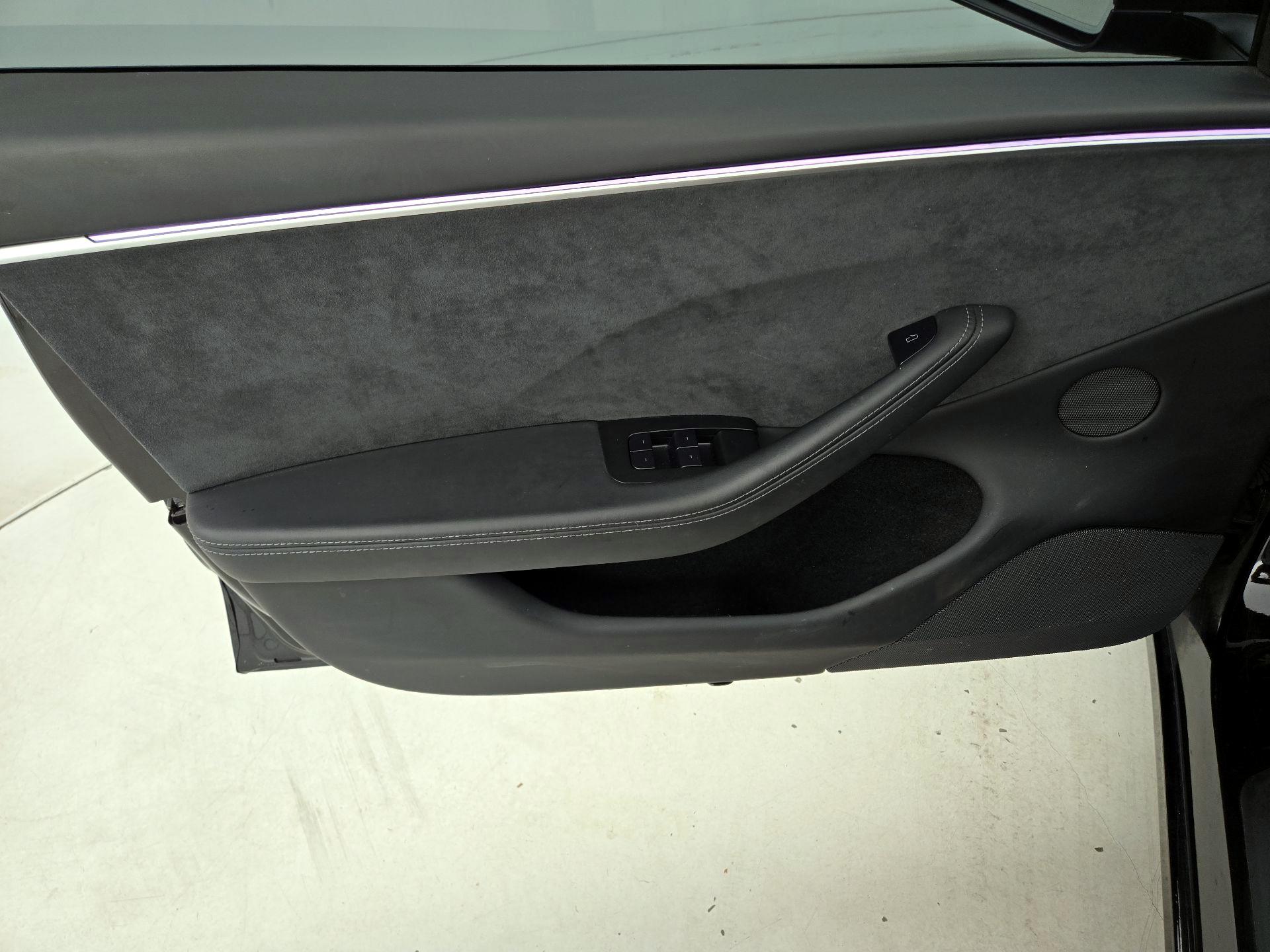 Thumbnail: 2024 Tesla Model 3 - 12