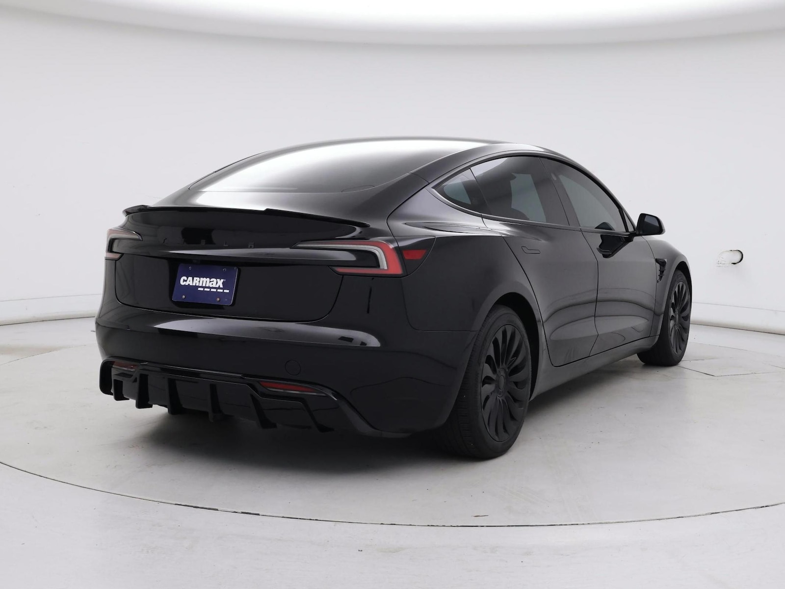 2024 Tesla Model 3 Long Range - Photo 9