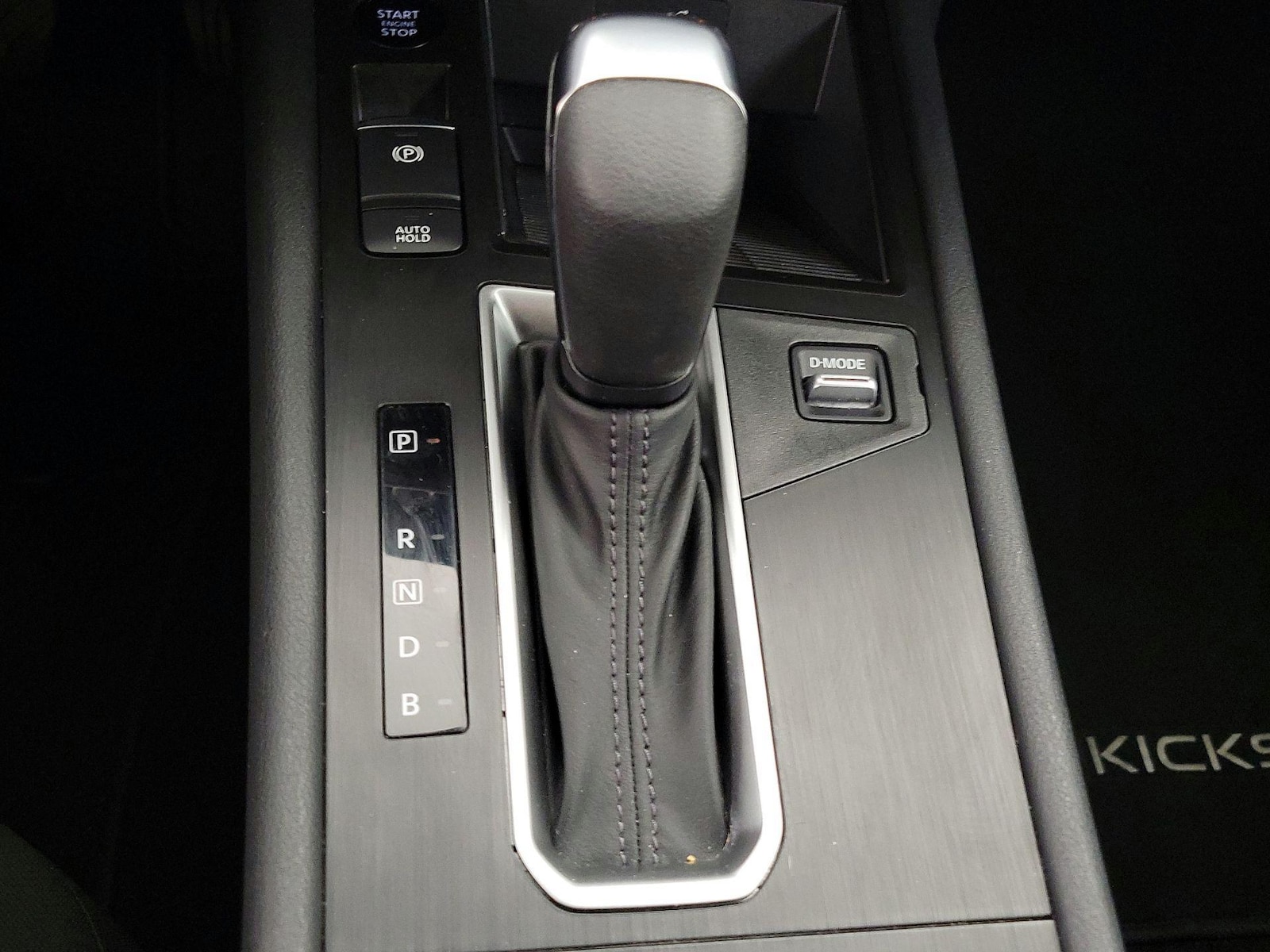 2025 Nissan Kicks S - Photo 18