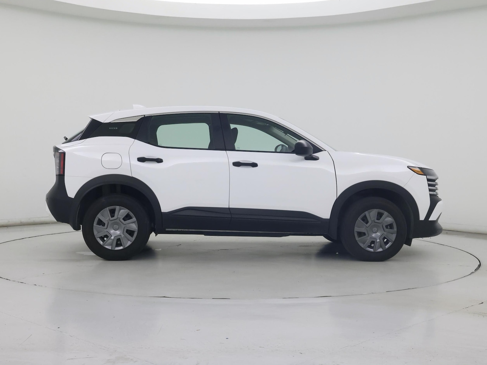 2025 Nissan Kicks S - Photo 8